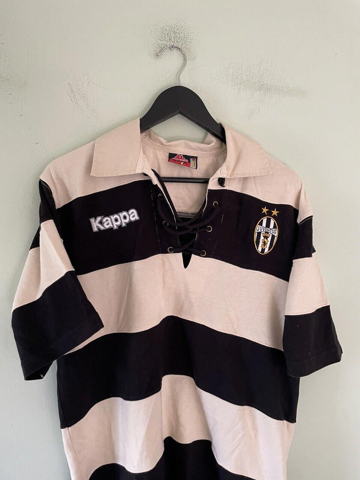 Designer Vintage Juventus Footbalk Shirt Fits A Large Size ONE SIZE - 1 Thumbnail