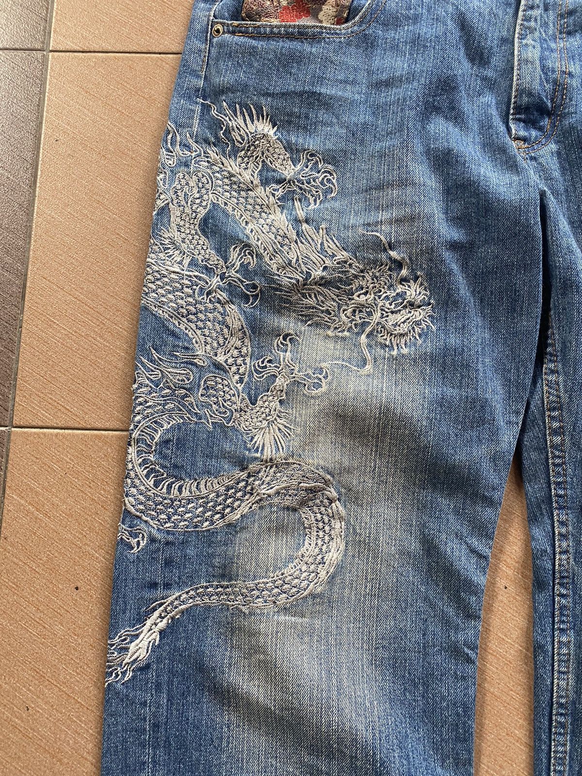 Other SUKAJAN DRAGON EMBROIDARY Size US 35 - 3 Thumbnail