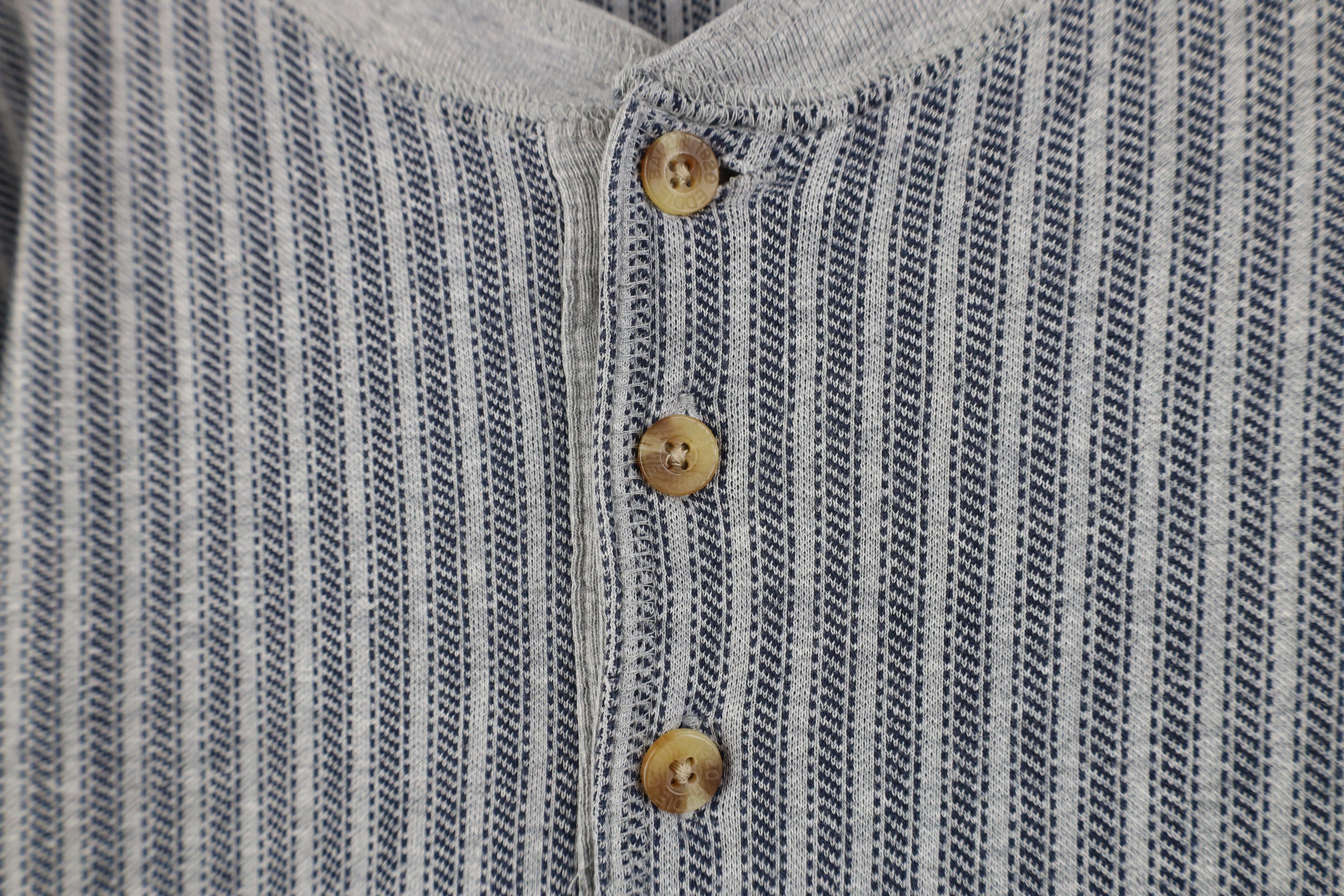 Eddie Bauer Vintage 90s Eddie Bauer Long Sleeve Henley T-Shirt Gray Size US L / EU 52-54 / 3 - 5 Thumbnail