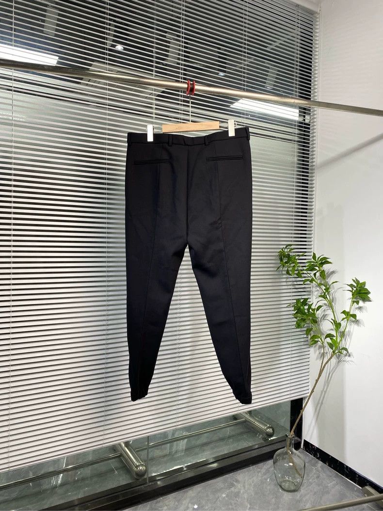 Prada Prada Casual trousers 2503-Nextarrow Size US 26 / EU 42 - 2 Thumbnail