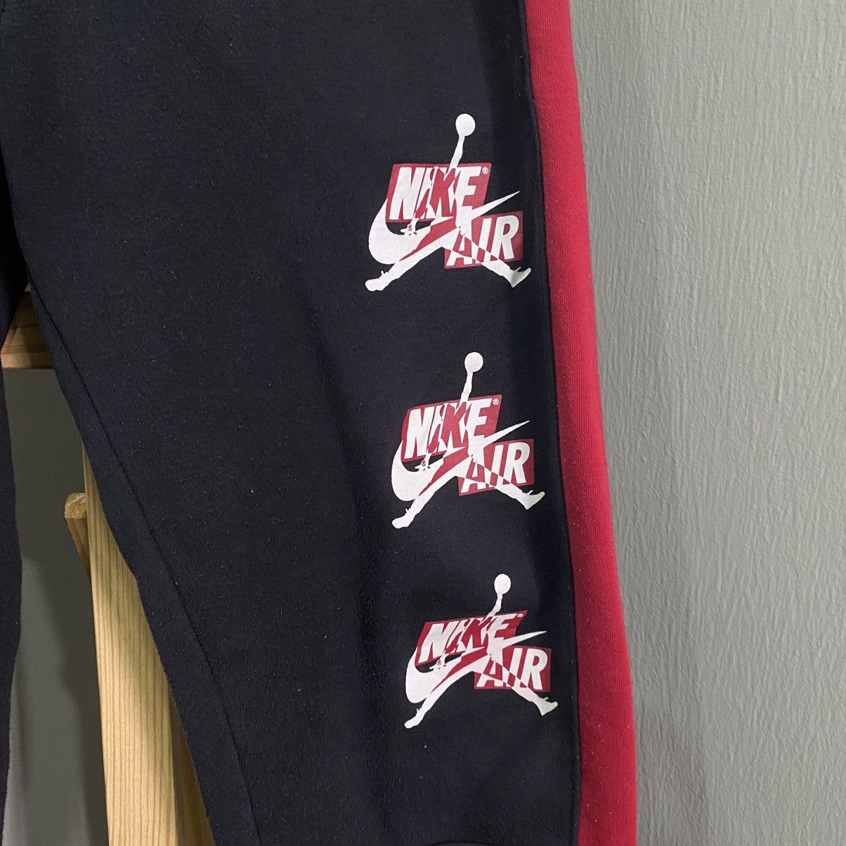 Nike Nike Air Jordan Jumpman Classics III Fleece Joggers BlackRed Size US 28 / EU 44 - 5 Thumbnail