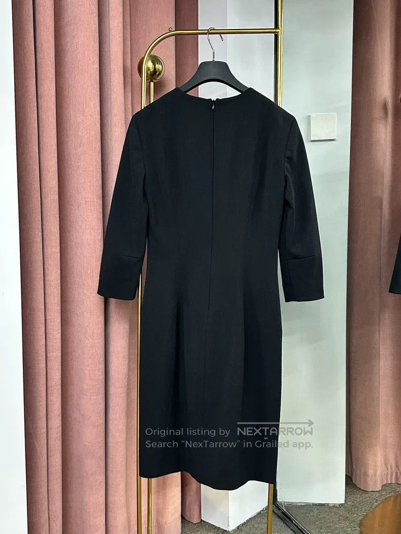 The Row The Row size 4 Black V-Neck Long-Sleeve Dress Size M / US 6-8 / IT 42-44 - 3 Thumbnail