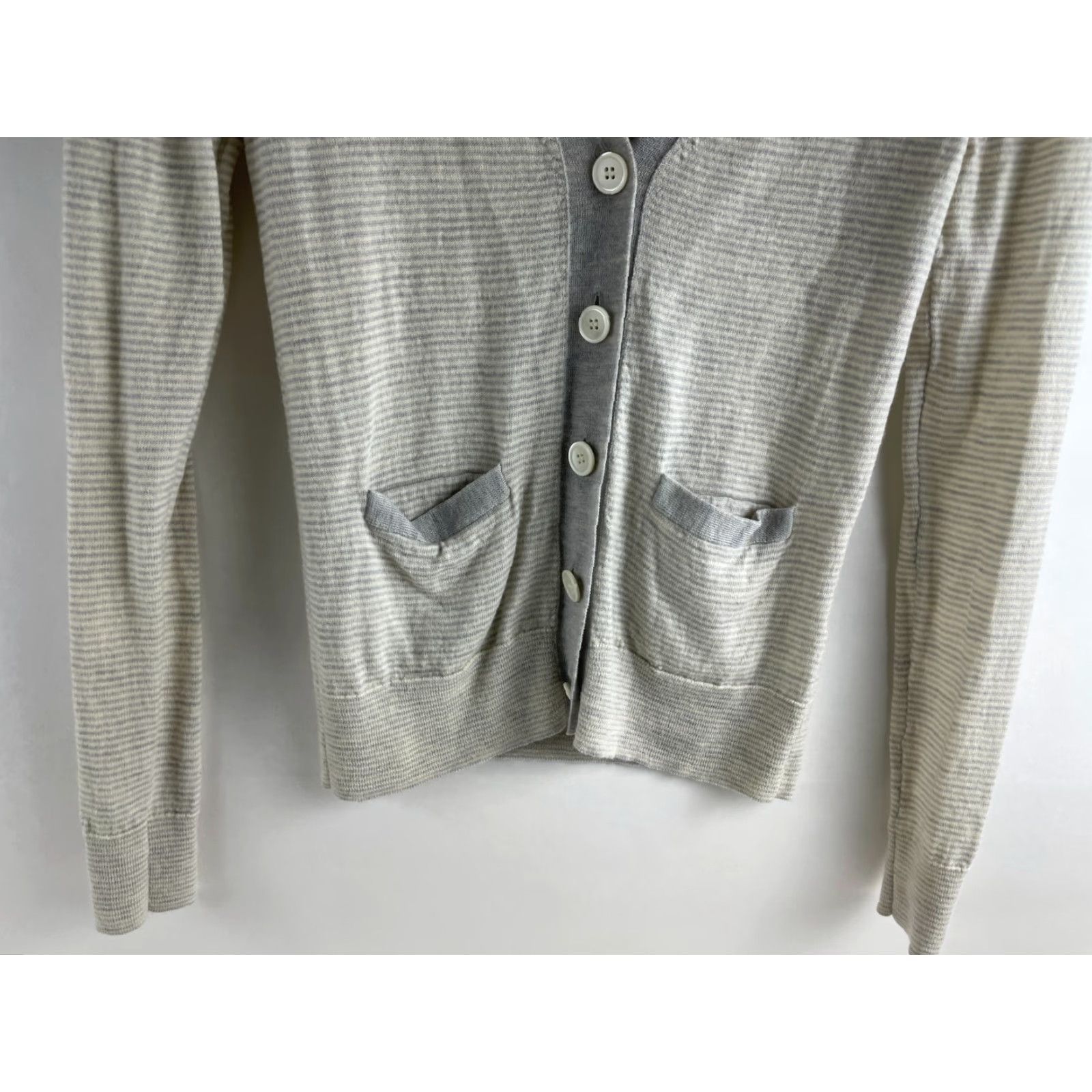 J.Crew VINTAGE J.CREW Cardigan Sweater Women's XS Striped Cream Gray Button Front Pockets Size XS / US 0-2 / IT 36-38 - 4 Thumbnail