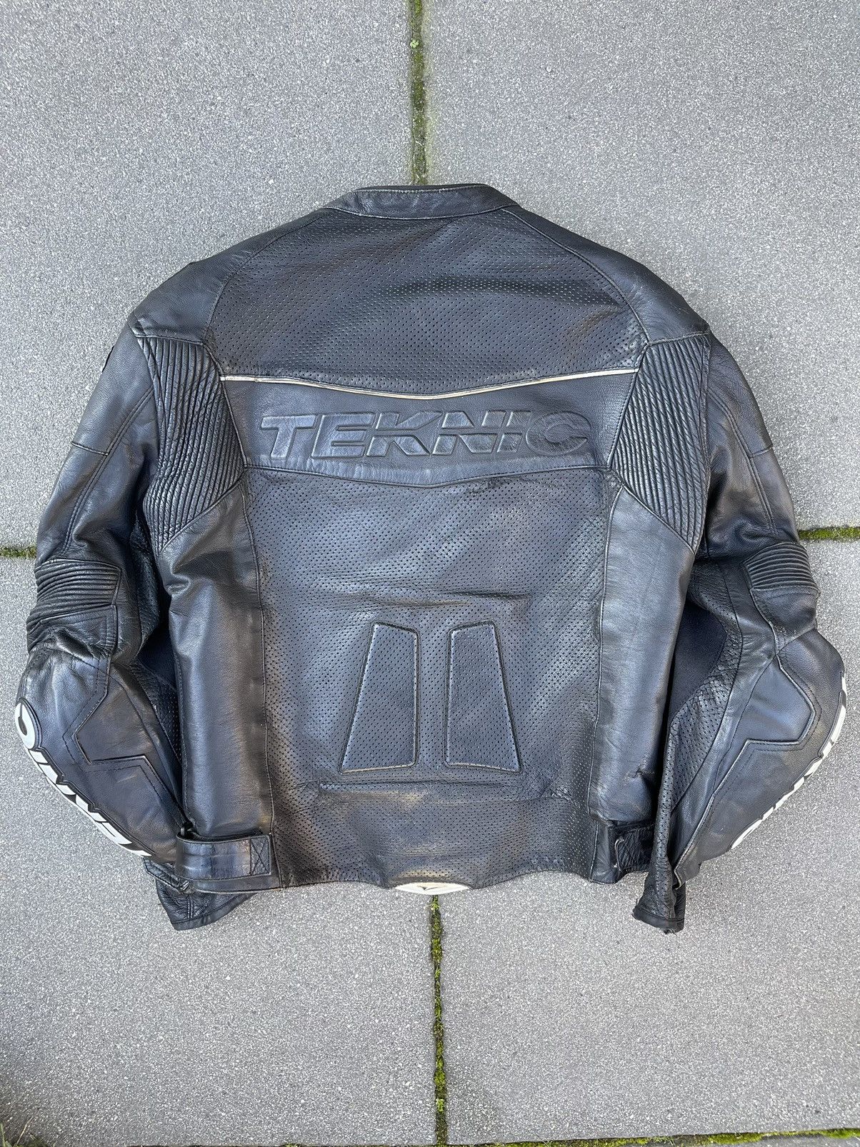 Vintage Teknic studded armoured leather moto jacket uwu Size US L / EU 52-54 / 3 - 6 Thumbnail
