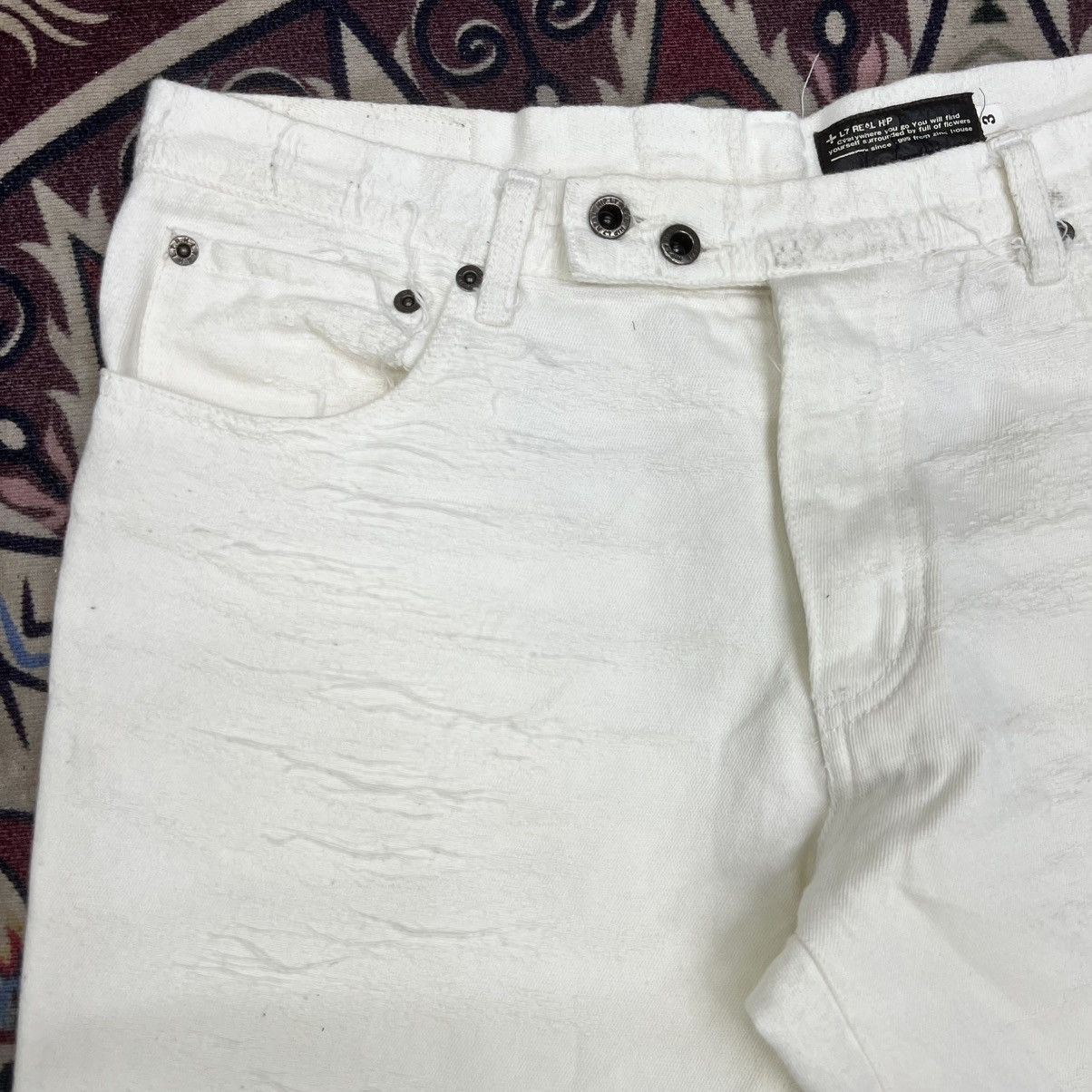 L7 Real Hip L7 REAL HIP DISTINCTIVE RIP AND REPAIR DESIGN FLARE JEANS Size US 32 / EU 48 - 8 Thumbnail