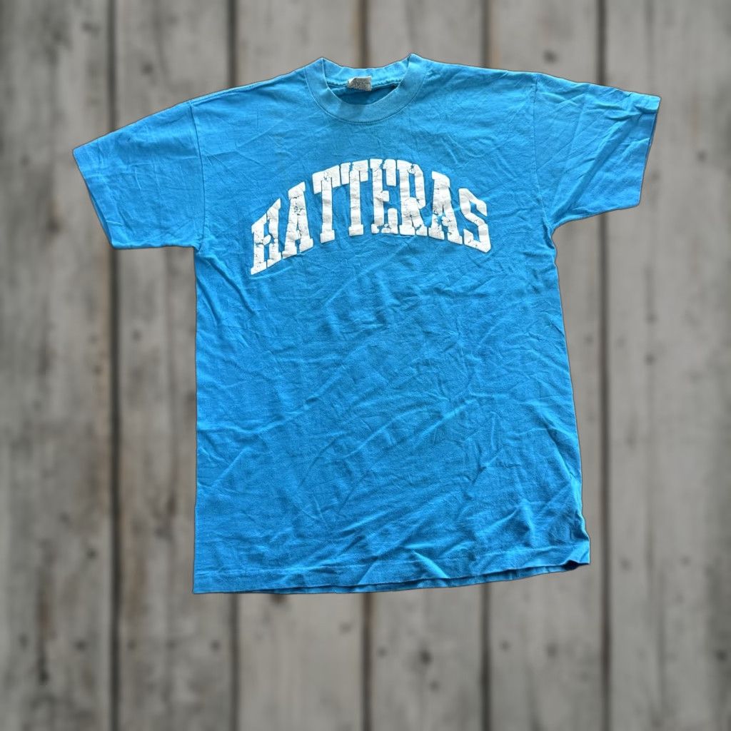 Vintage VINTAGE Signal Hatteras T-Shirt Mens Medium Blue Graphic 80s Souvenir Size US M / EU 48-50 / 2 - 1 Thumbnail