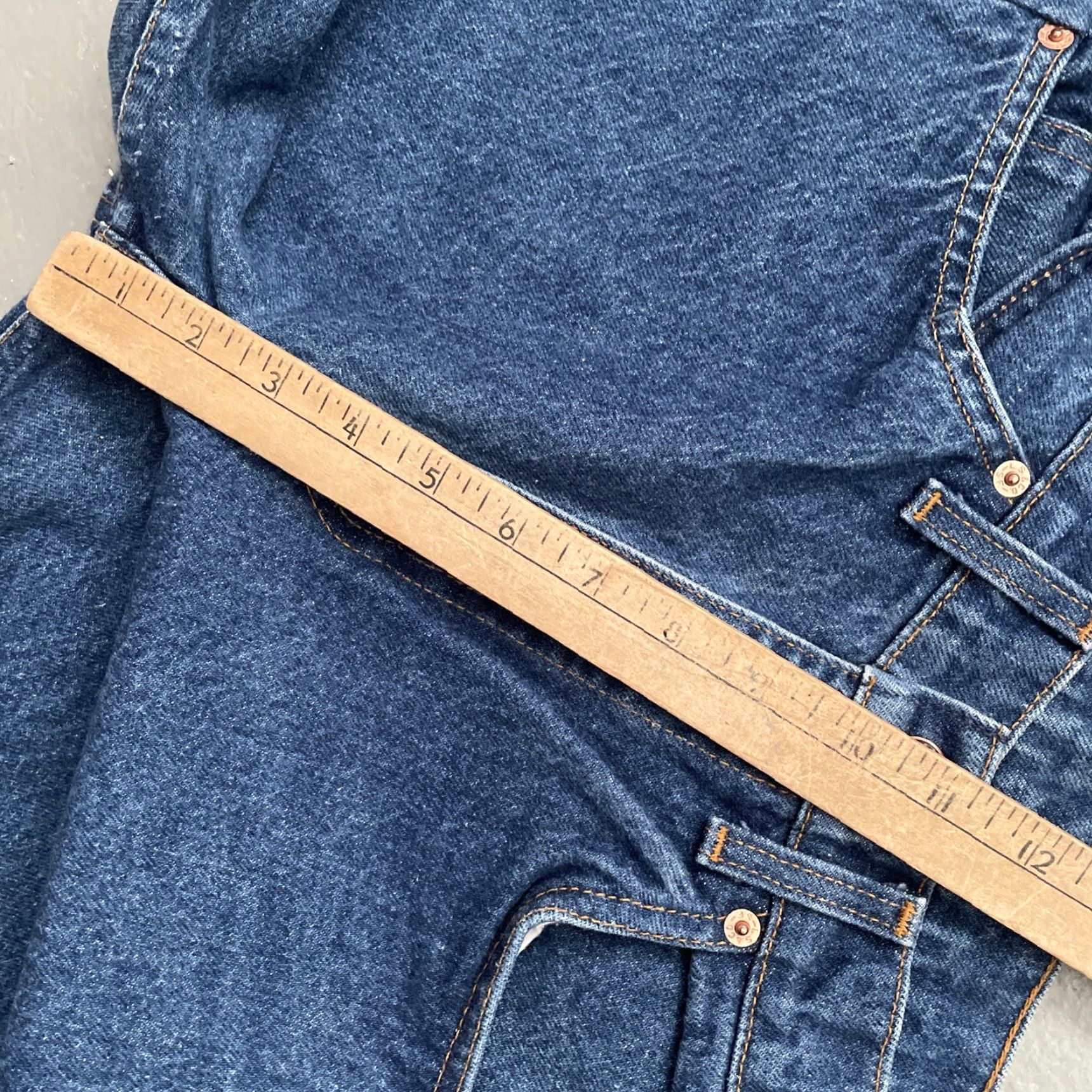 Vintage VINTAGE Levi's 505 Jeans Straight Medium Wash Blue USA 80s 90s 30x30 Mens Size US 30 / EU 46 - 5 Thumbnail