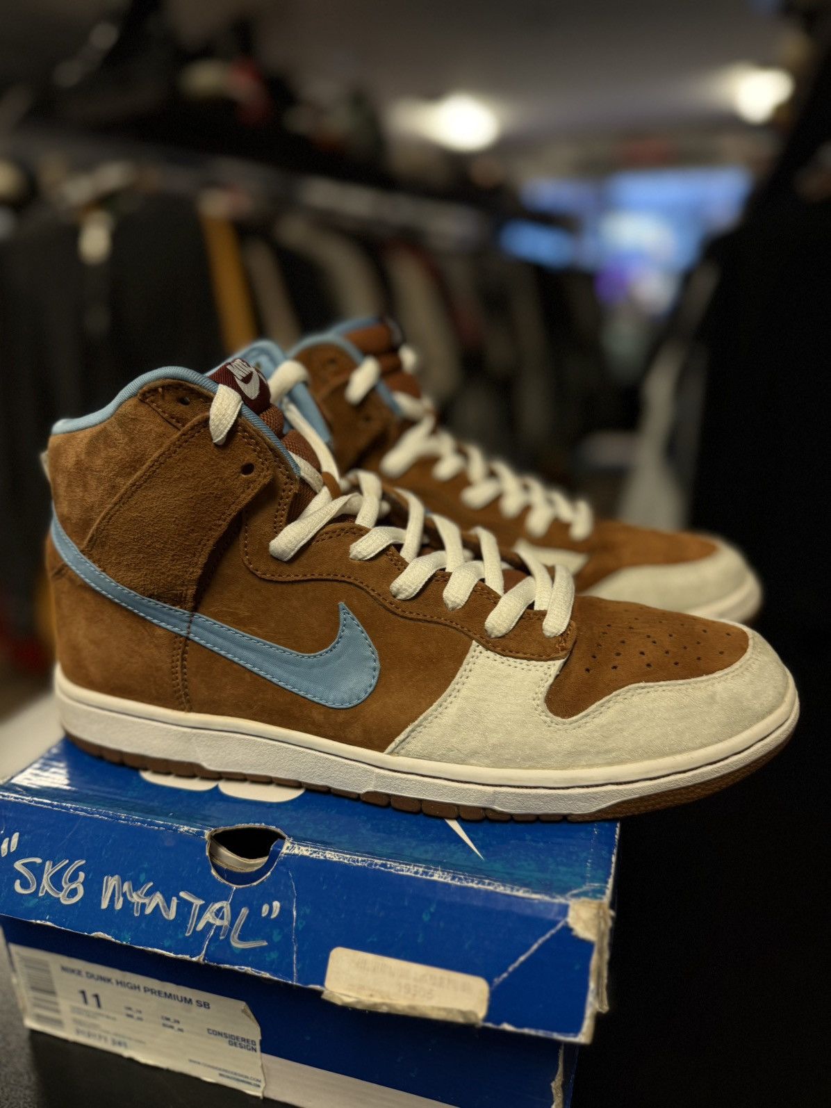 Nike Size 11 Nike SB Dunk High Mental 2009 Hazelnut Light Blue Size US 11 / EU 44 - 7 Thumbnail