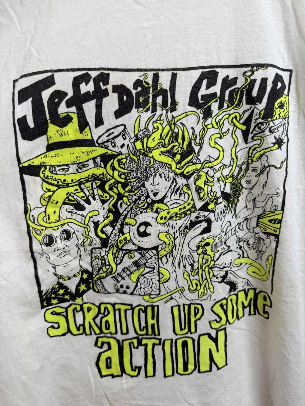 Vintage Vintage Jeff Dahl Group Scratch Up Some Action Band Tee Size US L / EU 52-54 / 3 - 3 Thumbnail