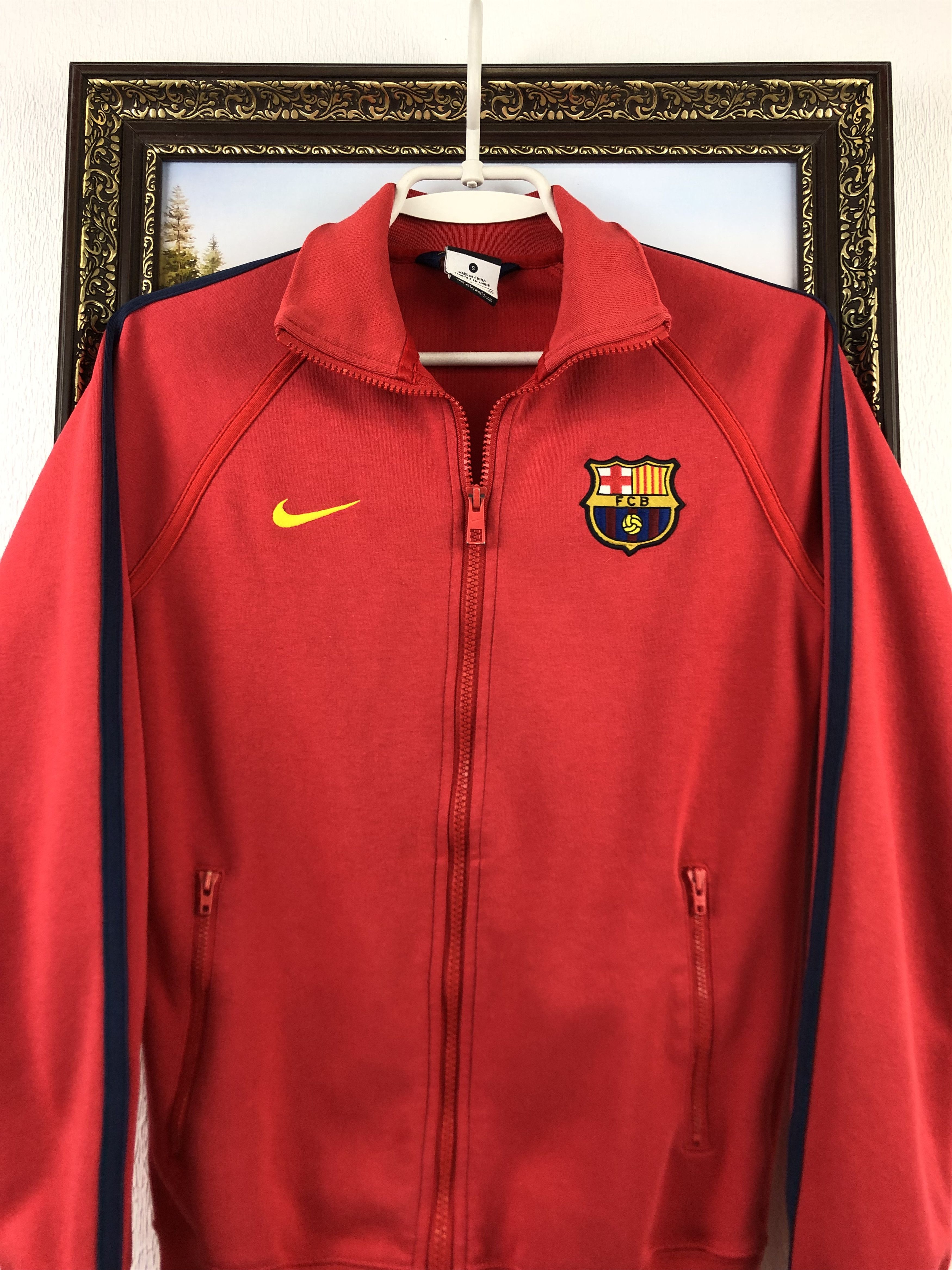 Nike Nike Barcelona Football Jacket Track Top Woman Rare Red Hype Size S / US 4 / IT 40 - 2 Thumbnail