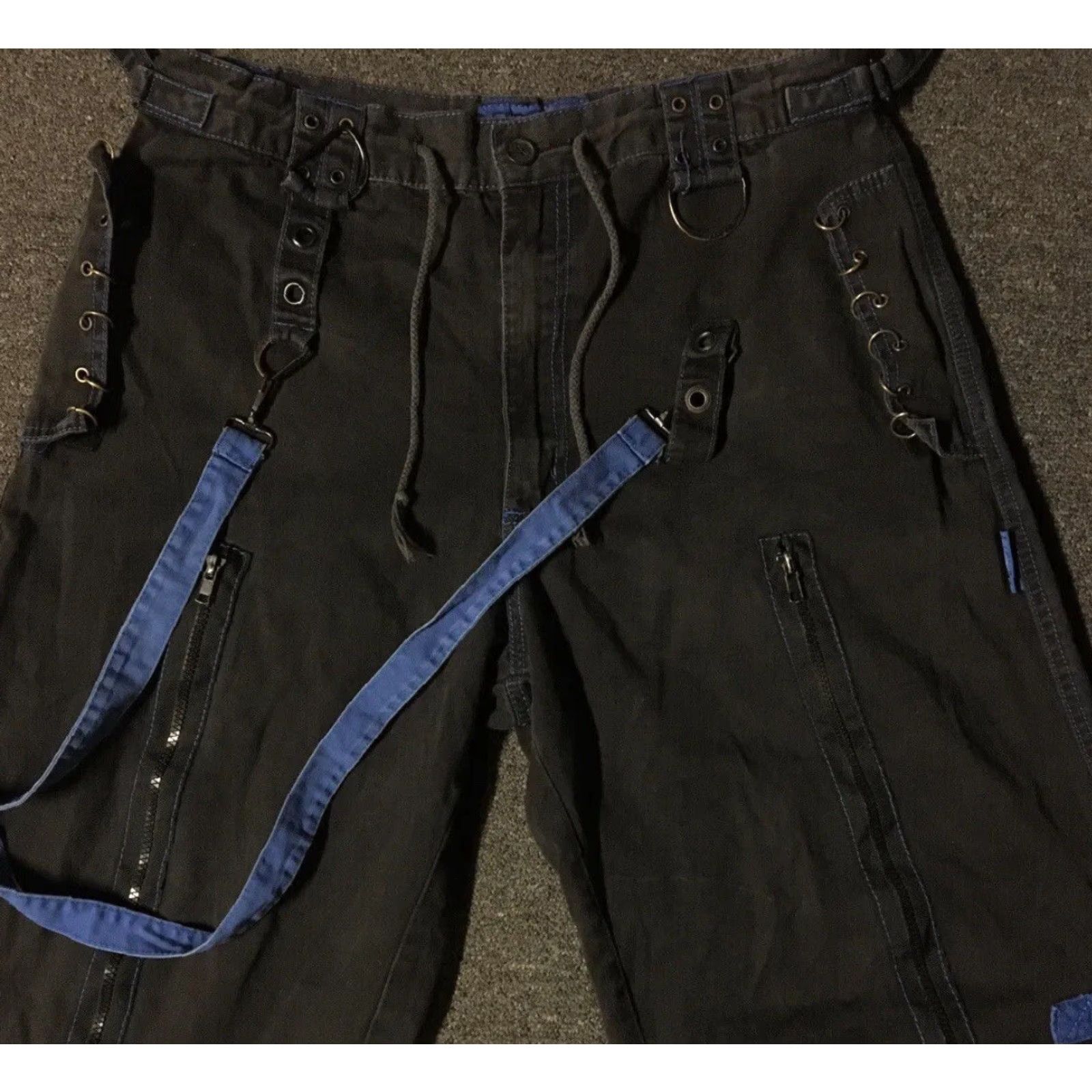 JNCO VINTAGE Tripp NYC Pants Mens Black 34 Wide Leg Jeans Cargo 90s Goth Punk Rave Grunge Skater Baggy Studded Zippers Pockets Leather Chains Size US 34 / EU 50 - 6 Thumbnail