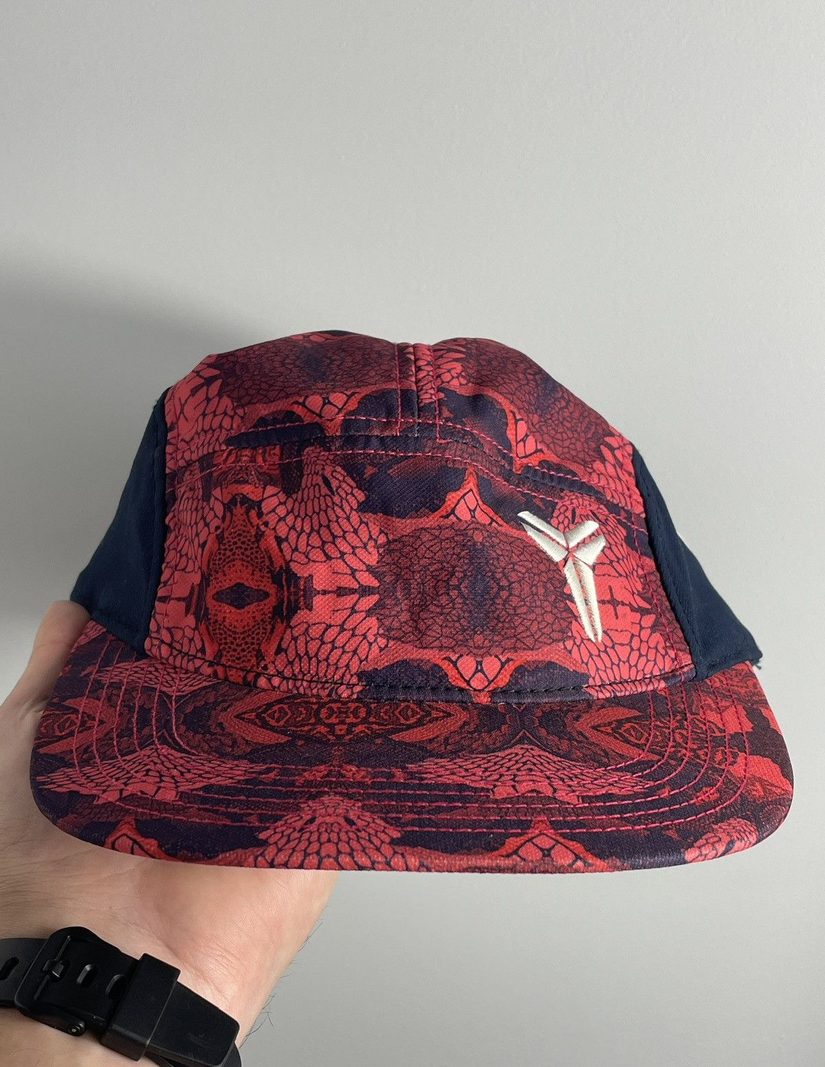 Nike Nike Kobe Bryant 5-phanel cap Mamba Red Dark Navy Blue Size ONE SIZE - 2 Thumbnail