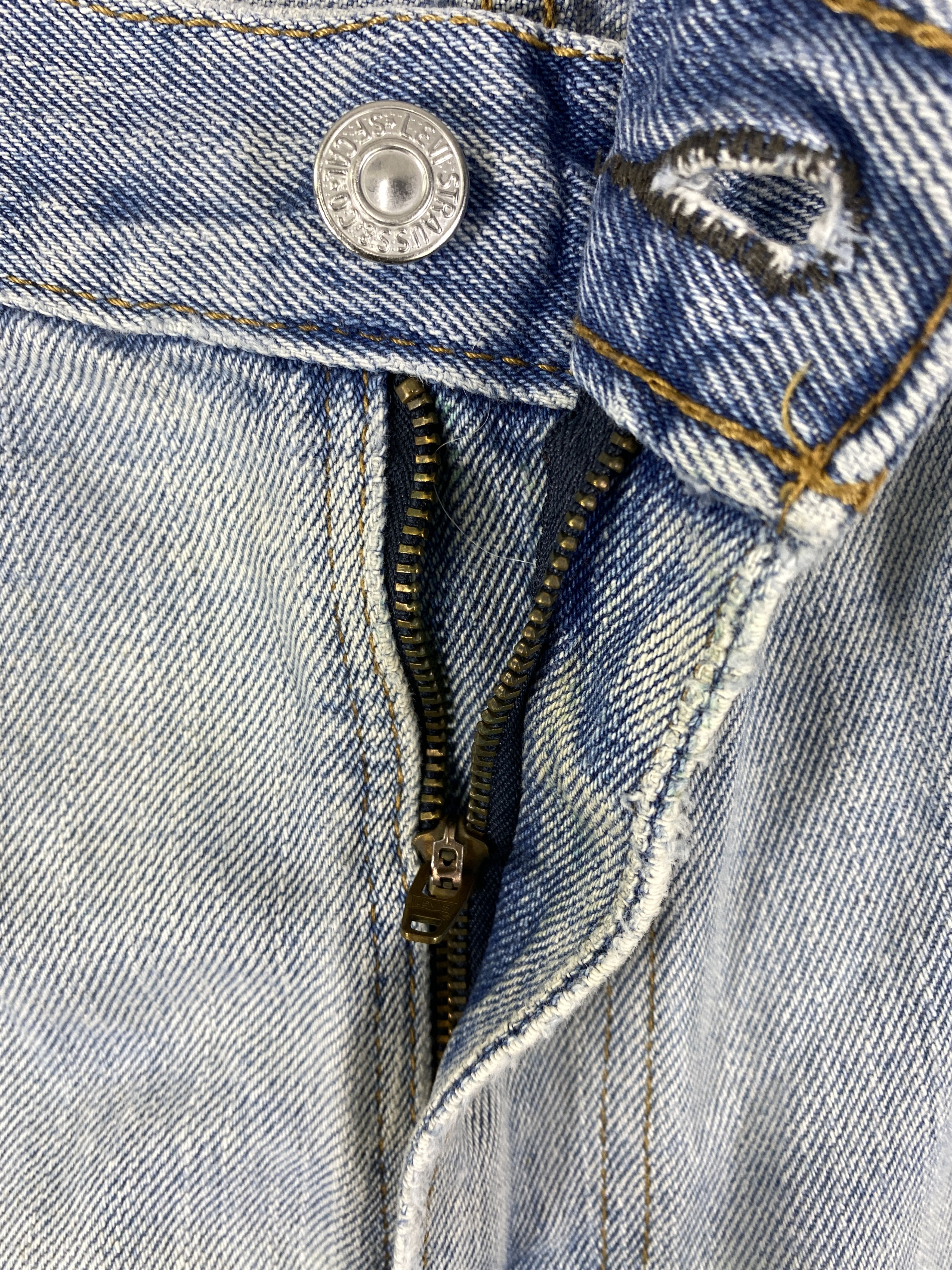 Levi's Light Blue Wash Vintage Levi's 505 39x29 Denim -JN1756 Size US 39 - 6 Thumbnail