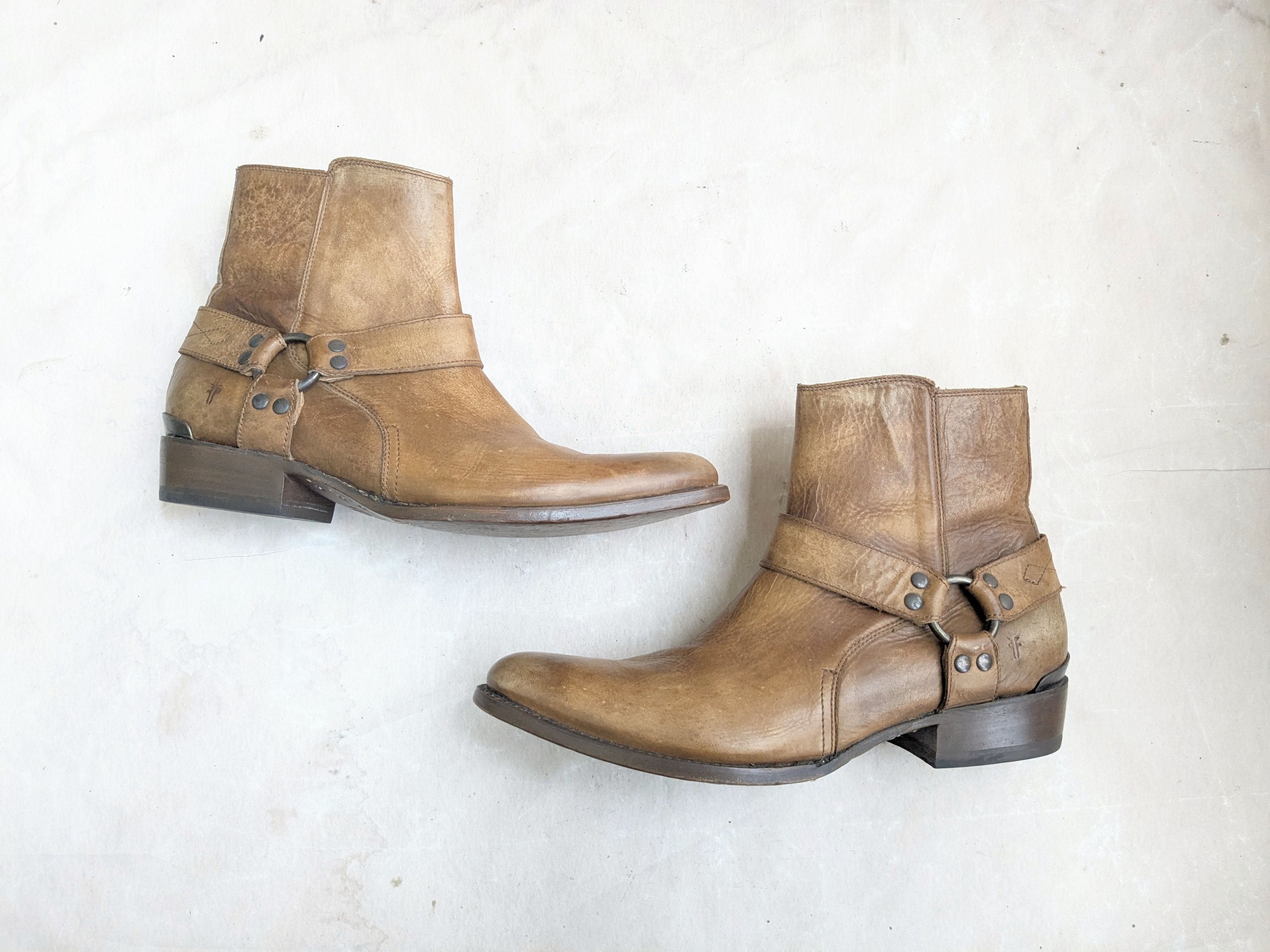 Men’s Size 11 Frye Distressed Brown Harness Boots in Great Condition. Frye Harness Boots: Men main image 4