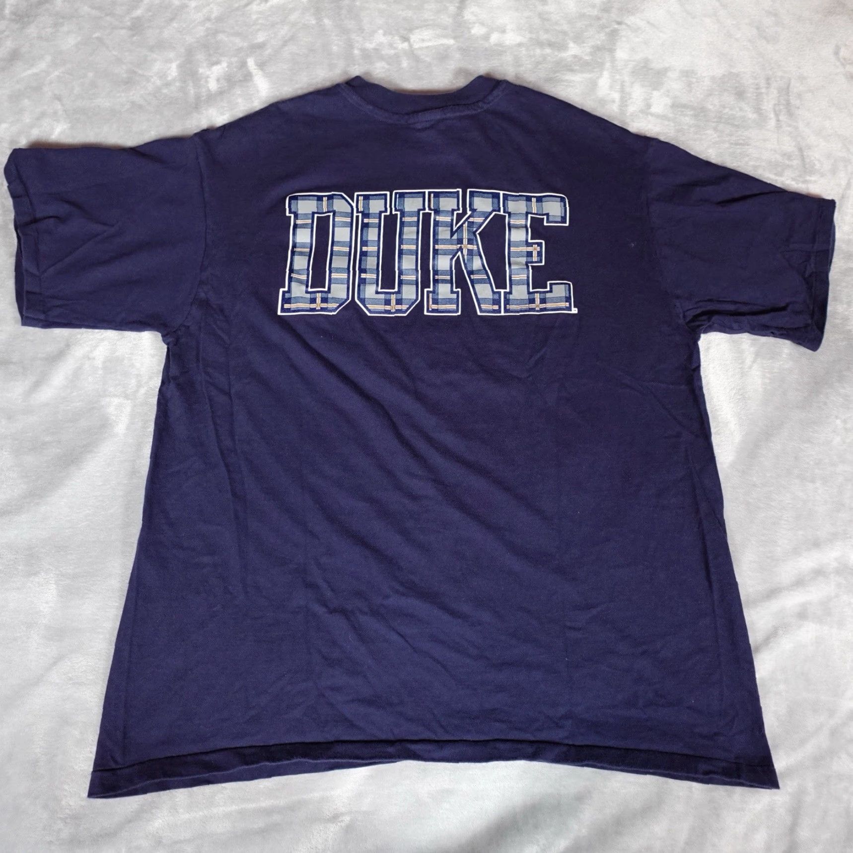 Vintage VINTAGE Duke University T-Shirt Men XL Slim Fit Cotton Navy Blue 90s USA College Graphics Size US XL / EU 56 / 4 - 6 Thumbnail