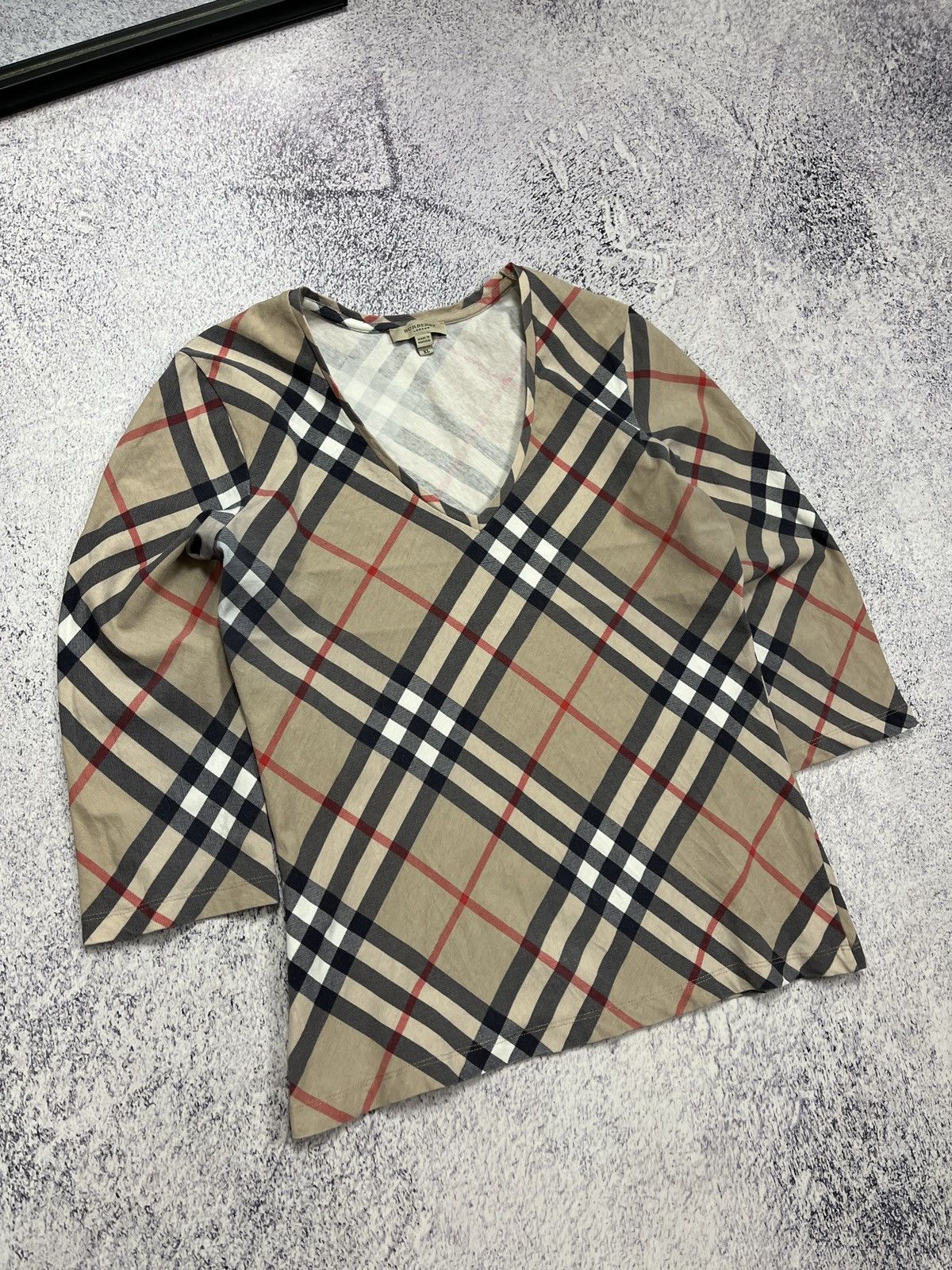 Burberry Burberry London Nova Check V Neck Long Sleeve Shirt Luxury Size XL / US 12-14 / IT 48-50 - 4 Thumbnail