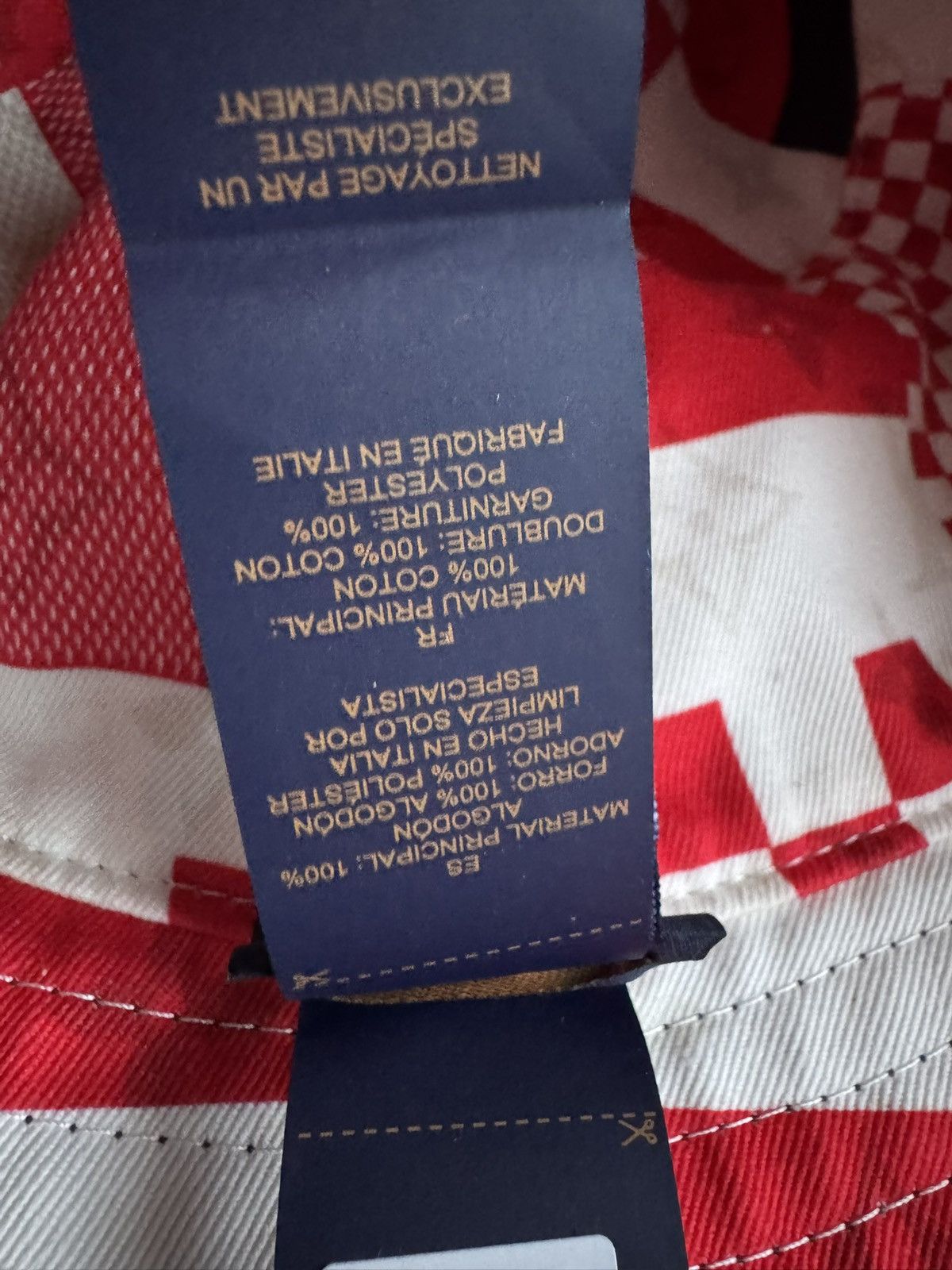 Louis Vuitton LOUIS VUITTON reversible bucket hat study description photos Size ONE SIZE - 10 Thumbnail
