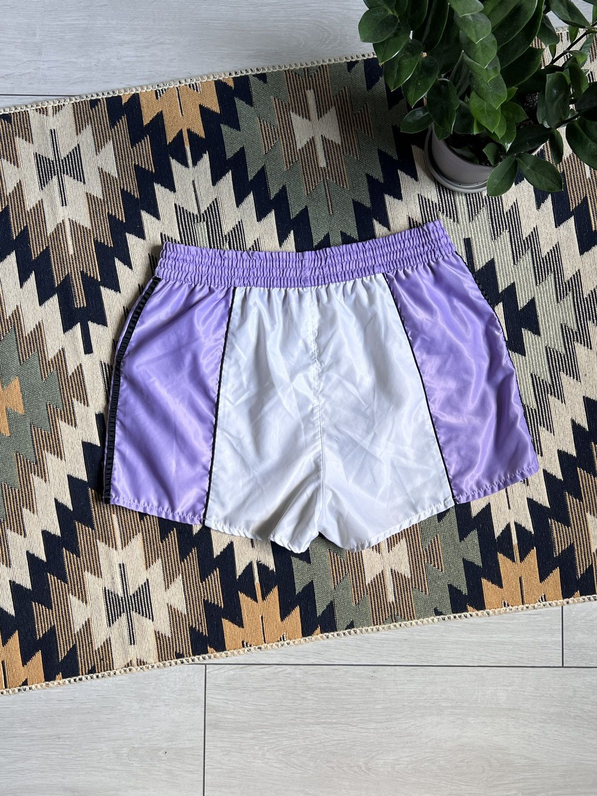 Adidas × Vintage Vintage Adidas Nylon Shorts Size US 32 / EU 48 - 6 Thumbnail