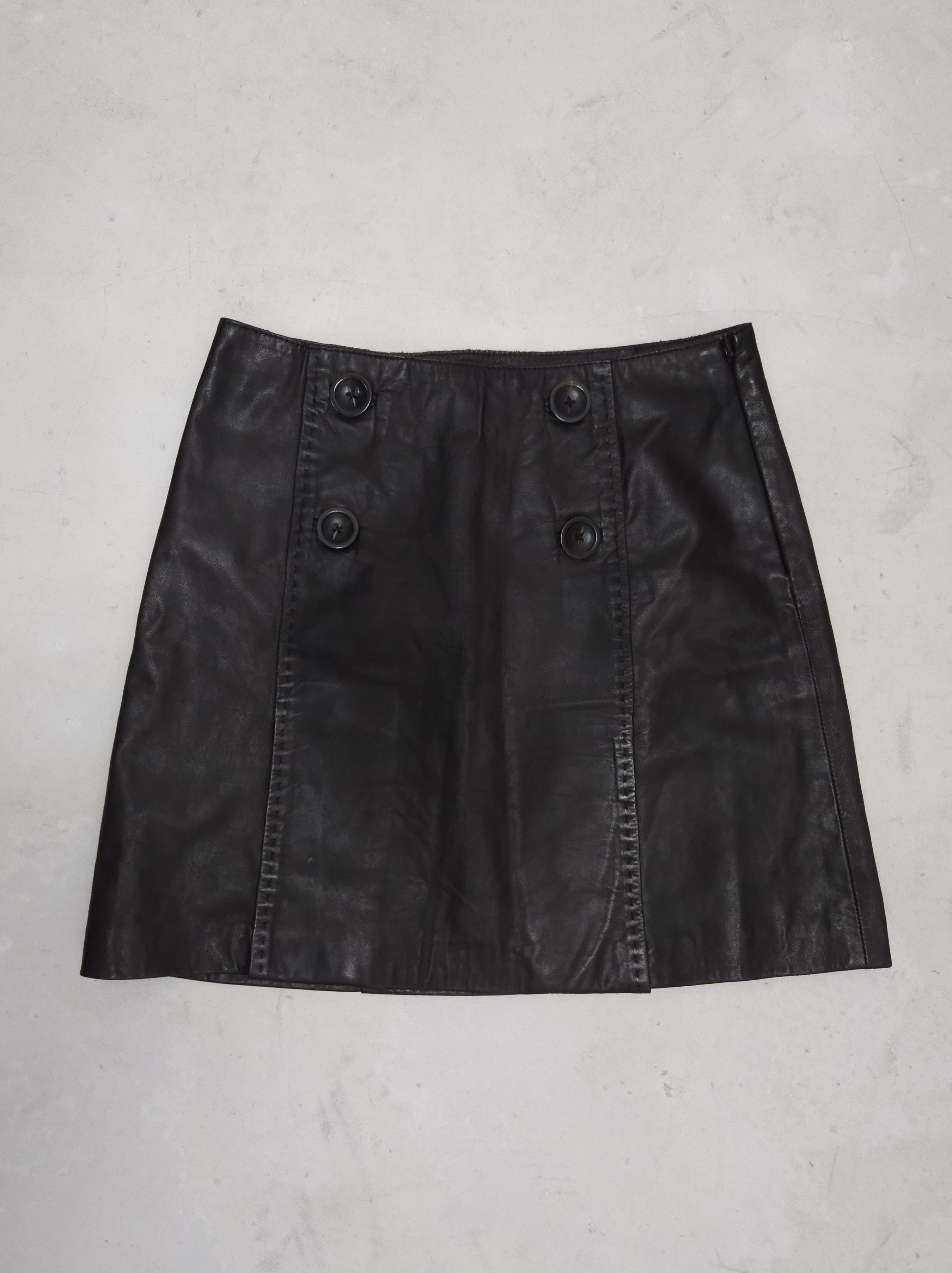 Max Mara × Weekend Max Mara Max mara leather mini skirt Size 26" / US 2 / IT 38 - 1 Thumbnail