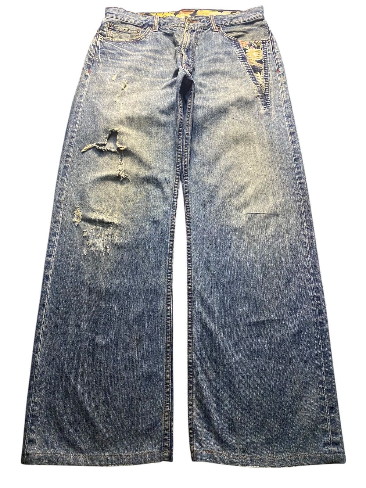 Japanese Brand Vintage Japanese Brand Embroidery Distressed Baggy Jeans Size US 32 / EU 48 - 1 Thumbnail