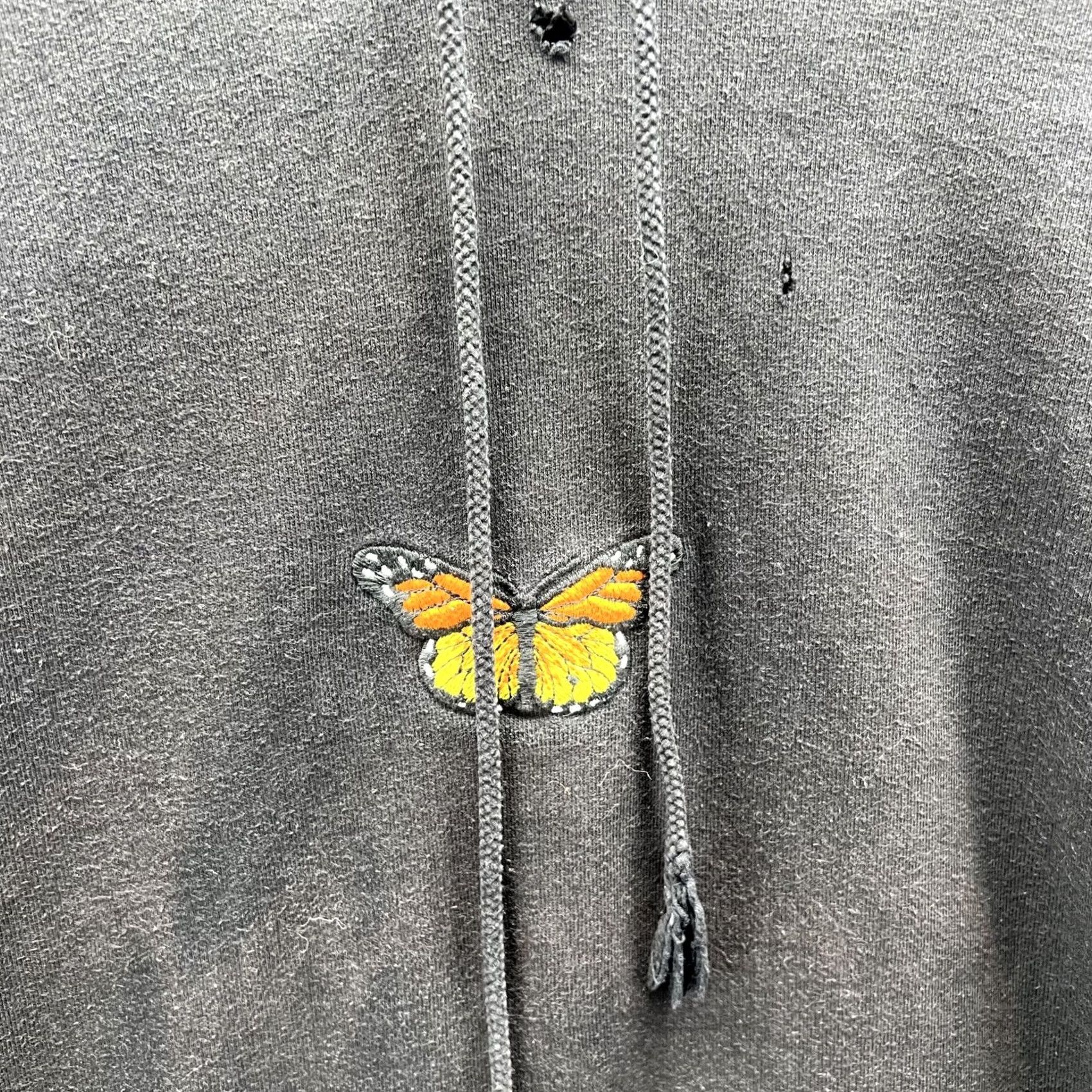 Brandy Melville VINTAGE Brandy Melville Hoodie Womens L Black Butterfly Embroidered Sweatshirt Size L / US 10 / IT 46 - 4 Thumbnail