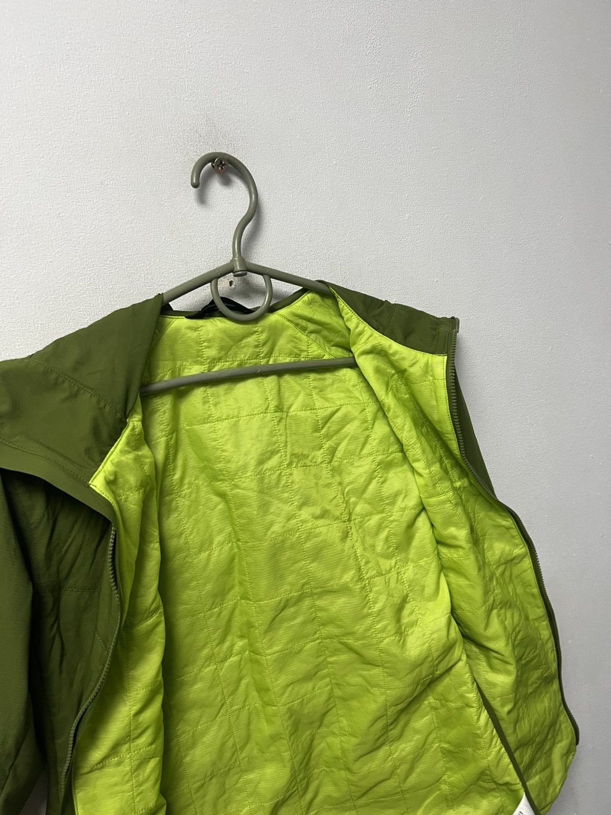 Arc'teryx Arcteryx Atom LT Jacket Mens Green Size US XS / EU 42 / 0 - 14 Thumbnail