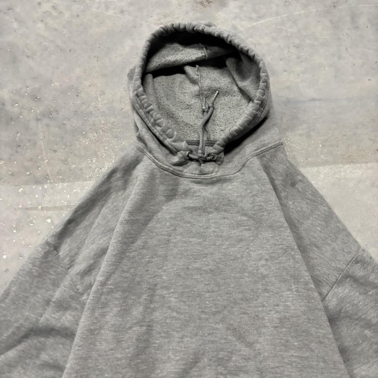 Japanese Brand × Vintage Crazy Vintage Y2K/2000s Light Grey Blank Essential Hoodie! Size US L / EU 52-54 / 3 - 2 Thumbnail
