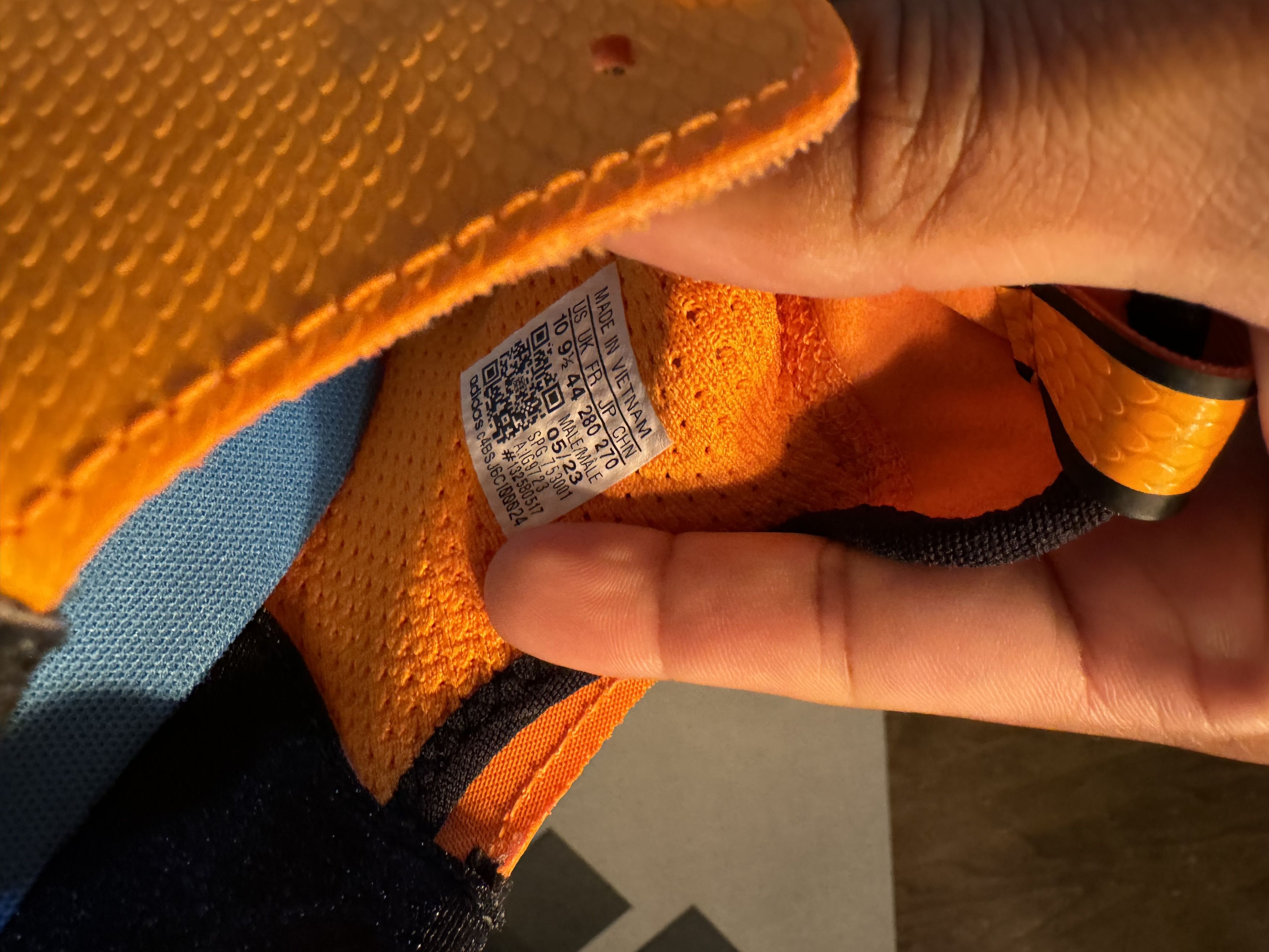Adidas × Disney Adizero 12.0 x Disney “Finding Nemo” Football Cleats Size US 10 / EU 43 - 6 Thumbnail