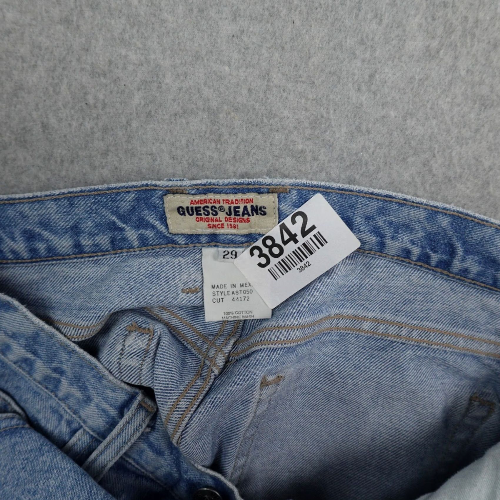 Guess GUESS Jeans Vintage 29 (29X29) High Waist Denim Blue 5-Pocket Regular Size 29 Women’s Jeans Size 29" - 4 Thumbnail