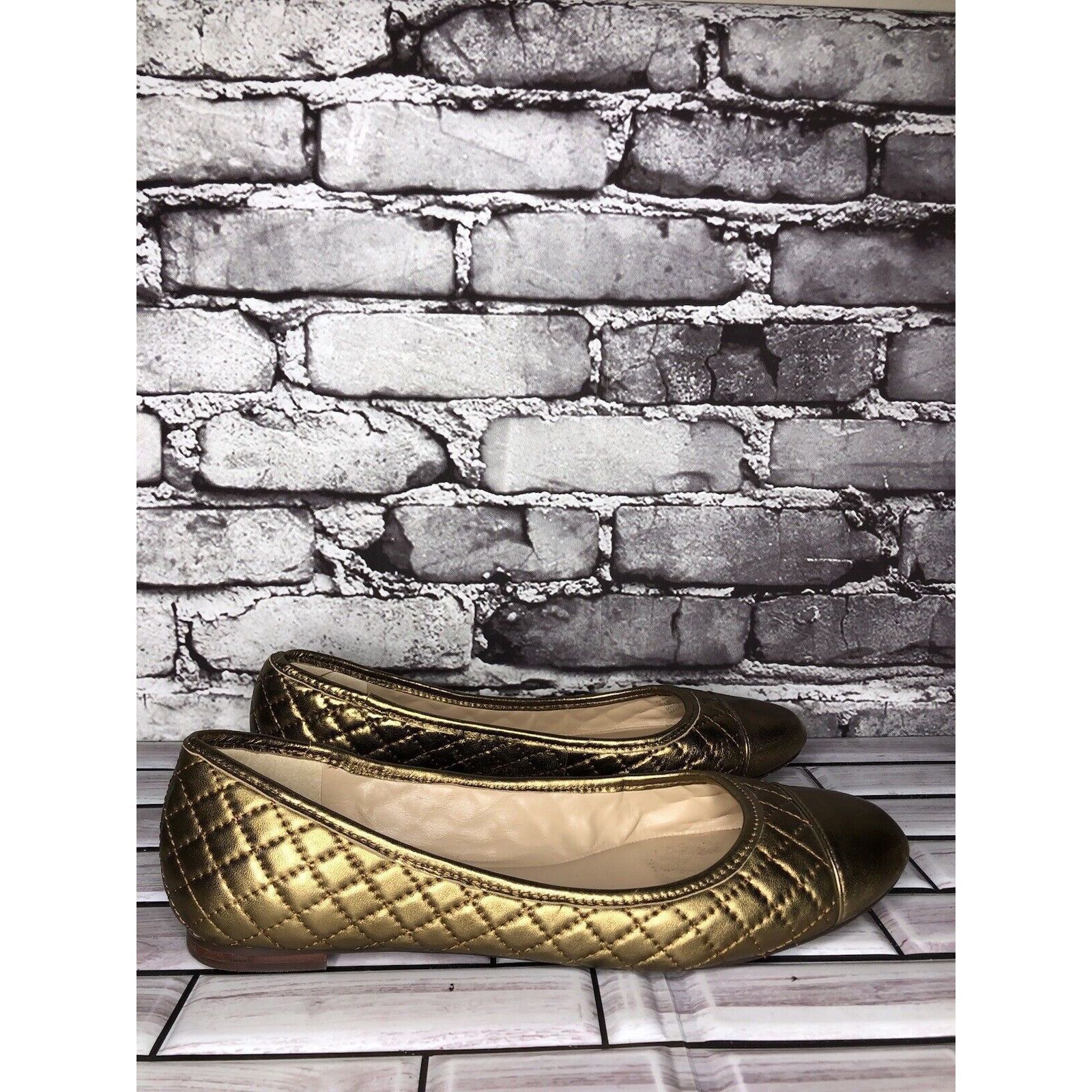 Vince Camuto Vince Camuto Metallic Gold Leather Quilted Ballet Flats Shoe Size US 9.5 / IT 39.5 - 12 Thumbnail