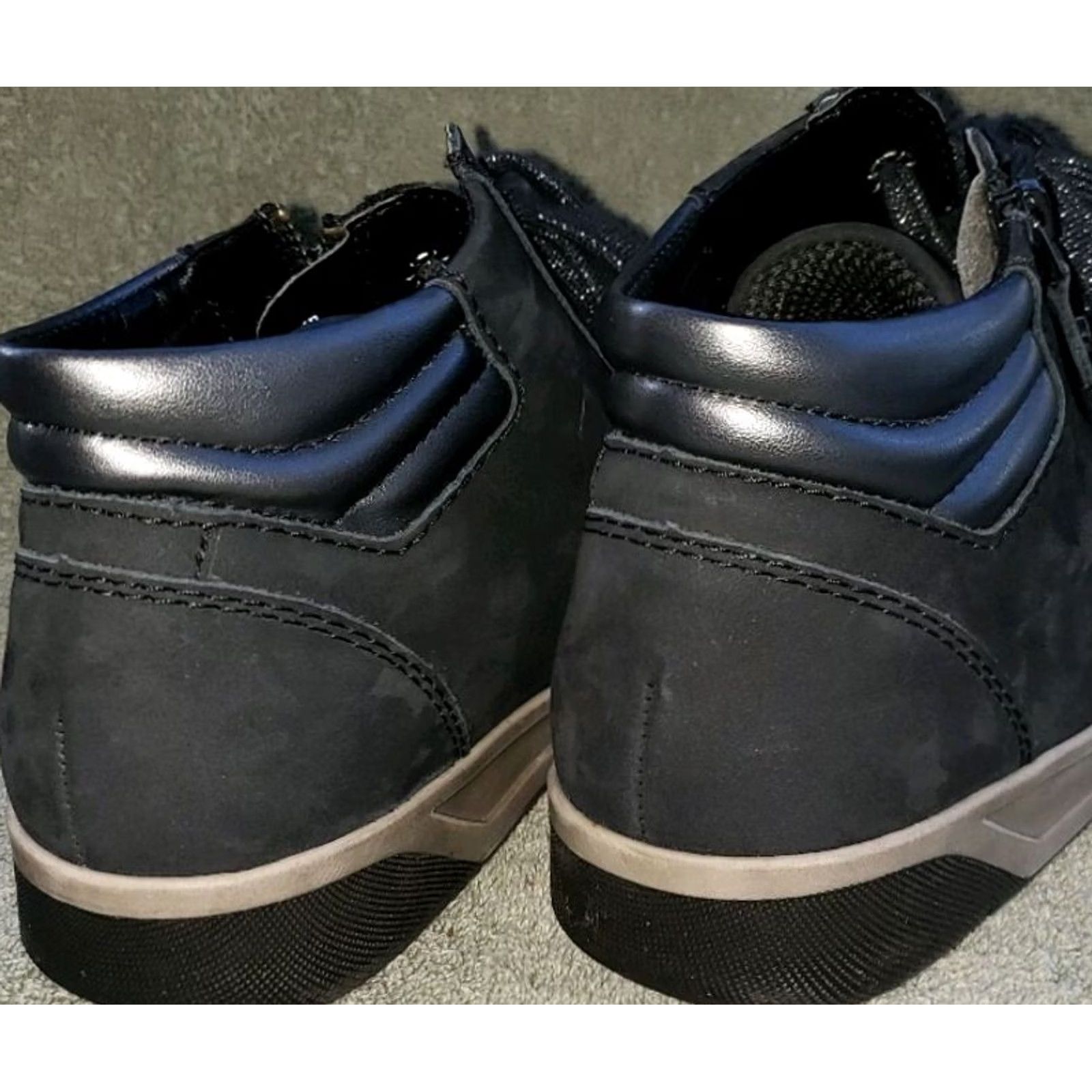 Vintage Medicus Dora Women's High Top Sneaker Black 5.5M Beaded Toe Zipper Leather Suede Knit Lace & Zipper Shoes Size S / US 4 / IT 40 - 6 Thumbnail