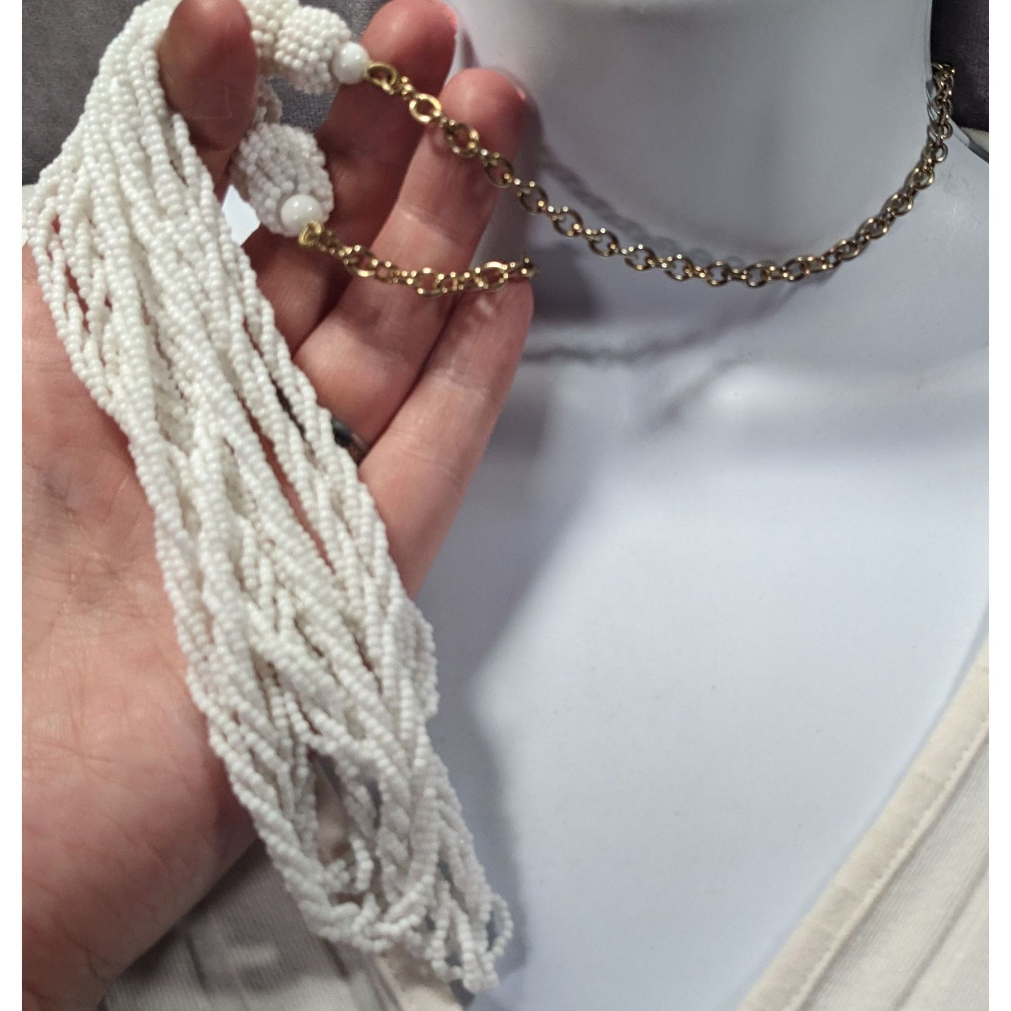 Talbots Talbots Preppy White Glass Bead Twisted Strand Necklace Size ONE SIZE - 3 Thumbnail