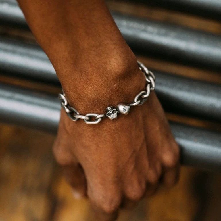 Werkstatt Munchen Werkstatt Munchen M2597 Double Skull Bracelet S/M Size ONE SIZE - 5 Thumbnail