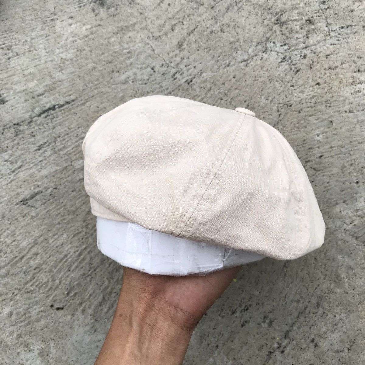 Cream Beret by undercontrol