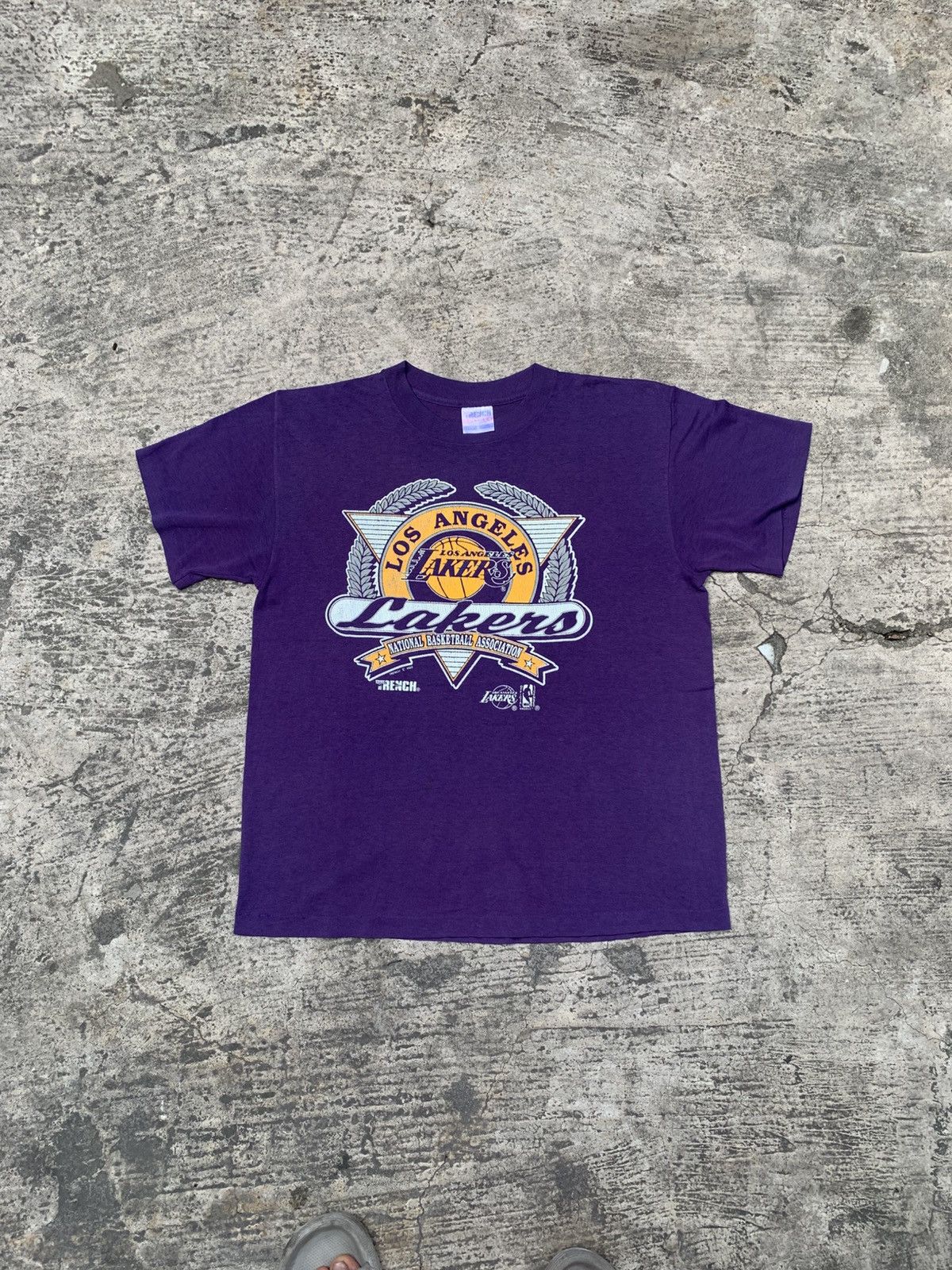 Trench USA Vintage 1992's lakers tshirt Size US L / EU 52-54 / 3 - 1 Thumbnail