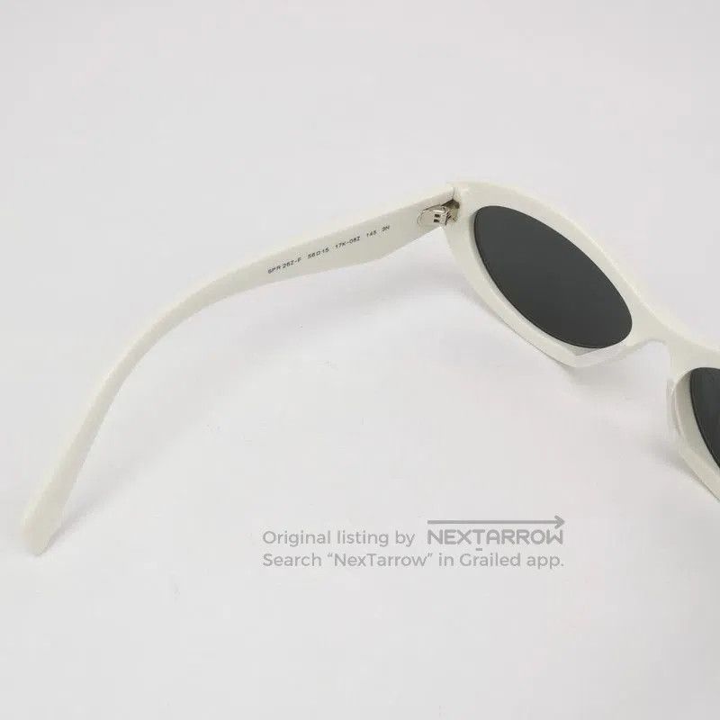 Prada Prada Logo Oval Frame Sunglasses in White. Size ONE SIZE - 6 Thumbnail