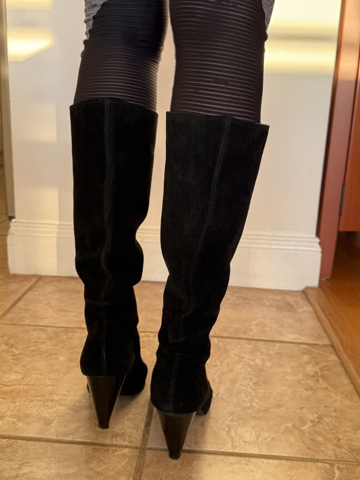 Zara suede boots with heels Zara Size US 9 / IT 39 - 9 Thumbnail