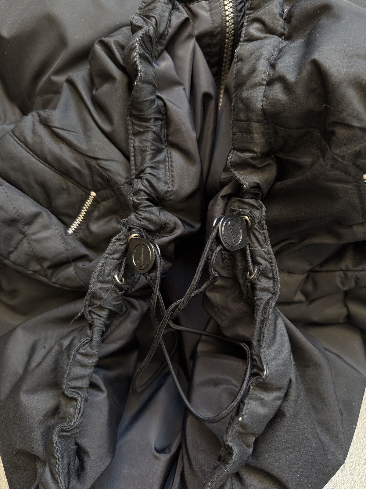 Nike Vintage Nike down jacket big logo Swoosh Drill Gorpcore Size US M / EU 48-50 / 2 - 18 Thumbnail
