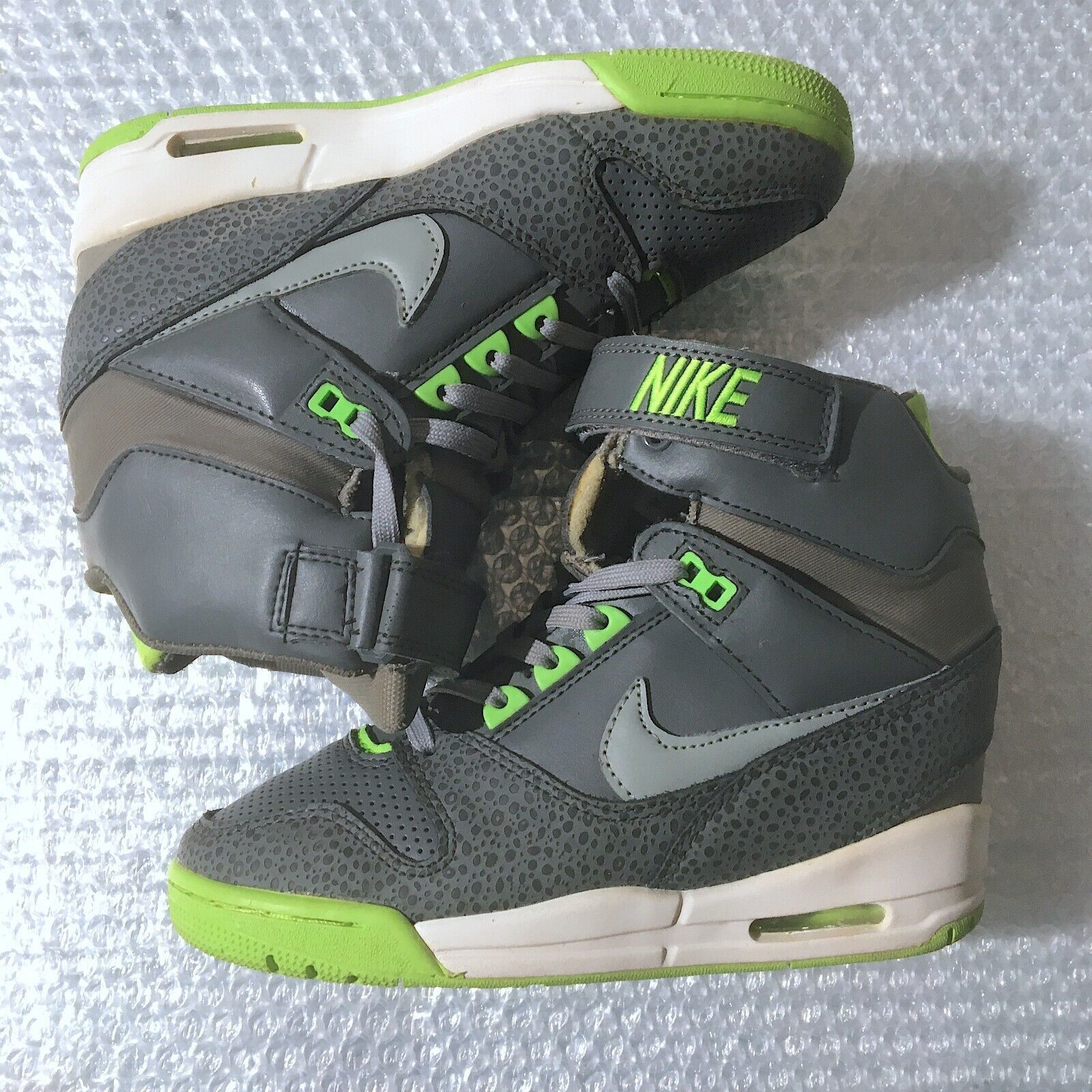 Nike Nike Air Revolution Ski Hi Hidden Heel Wedges Size US 7 / IT 37 - 10 Thumbnail