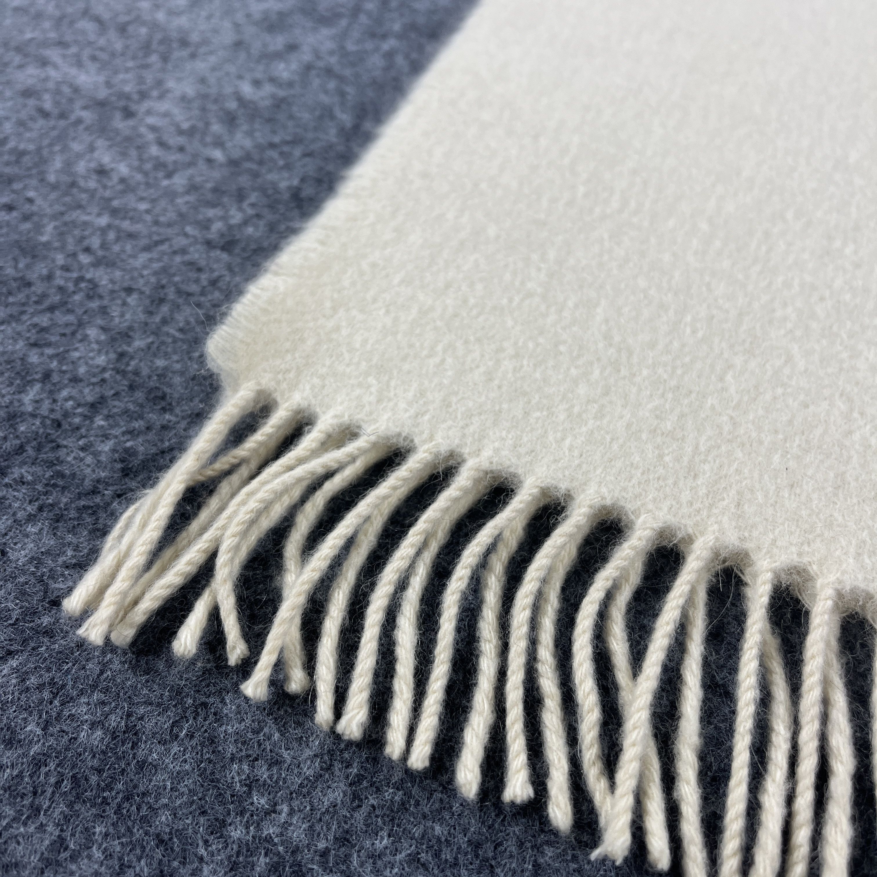 Aquascutum × Vintage Aquascutum Scarf / Muffler / Neckwear T1254 Size ONE SIZE - 10 Thumbnail