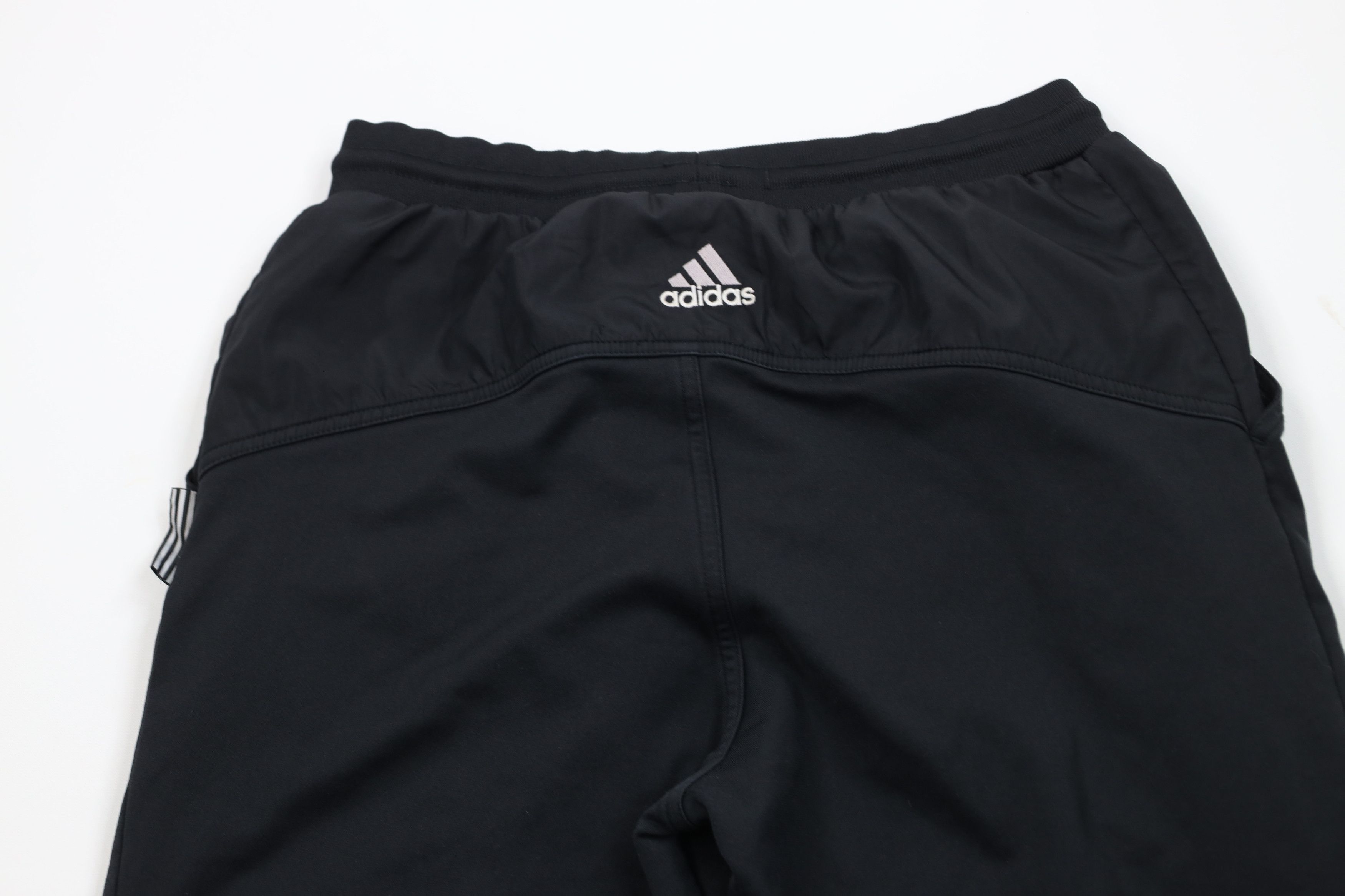 Adidas Vintage 90s Adidas Tapered Leg Soccer Warm Up Sweatpants Size US 34 / EU 50 - 11 Thumbnail