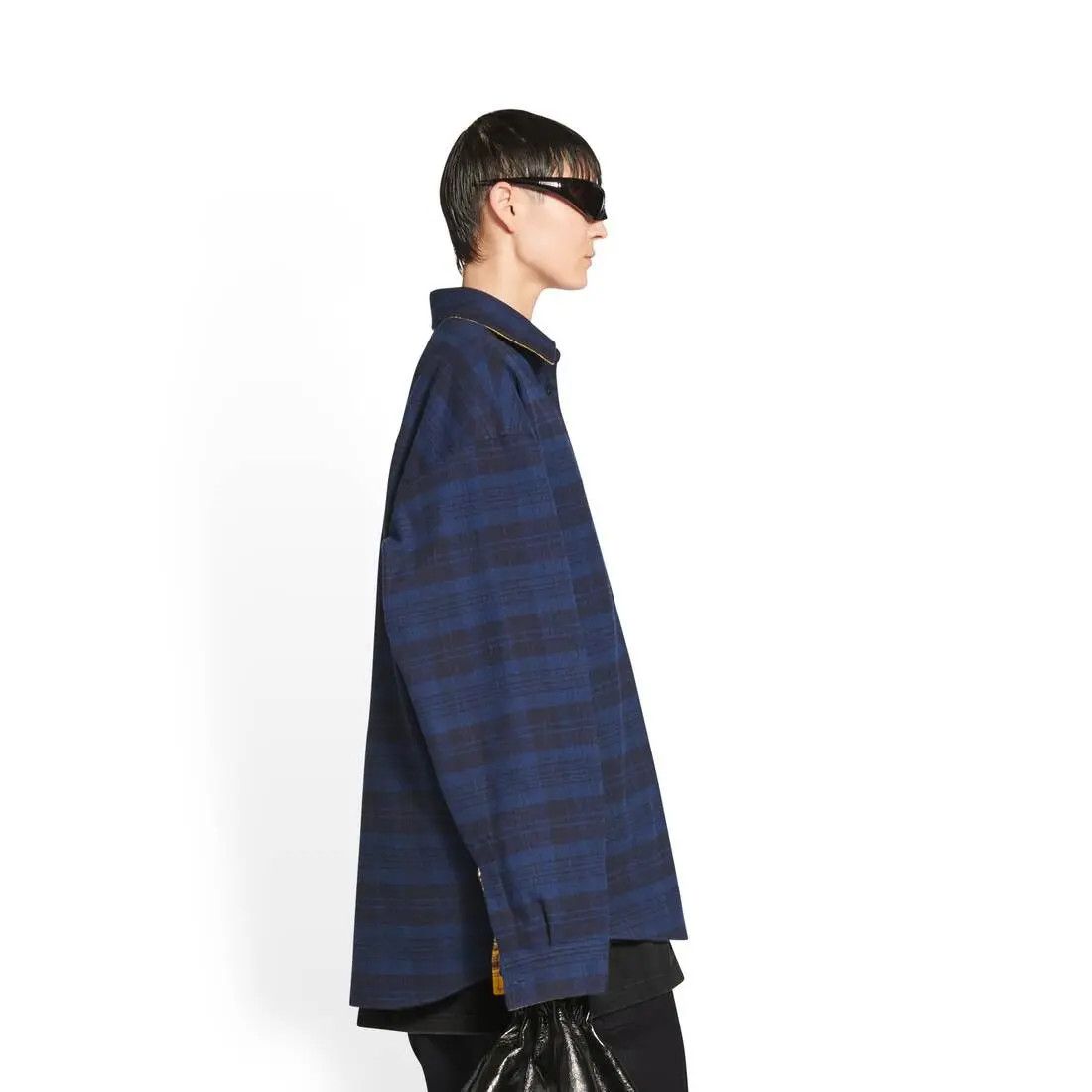 Balenciaga o1in1g0725 Reversible Shirt in Multicolor Size US L / EU 52-54 / 3 - 6 Thumbnail