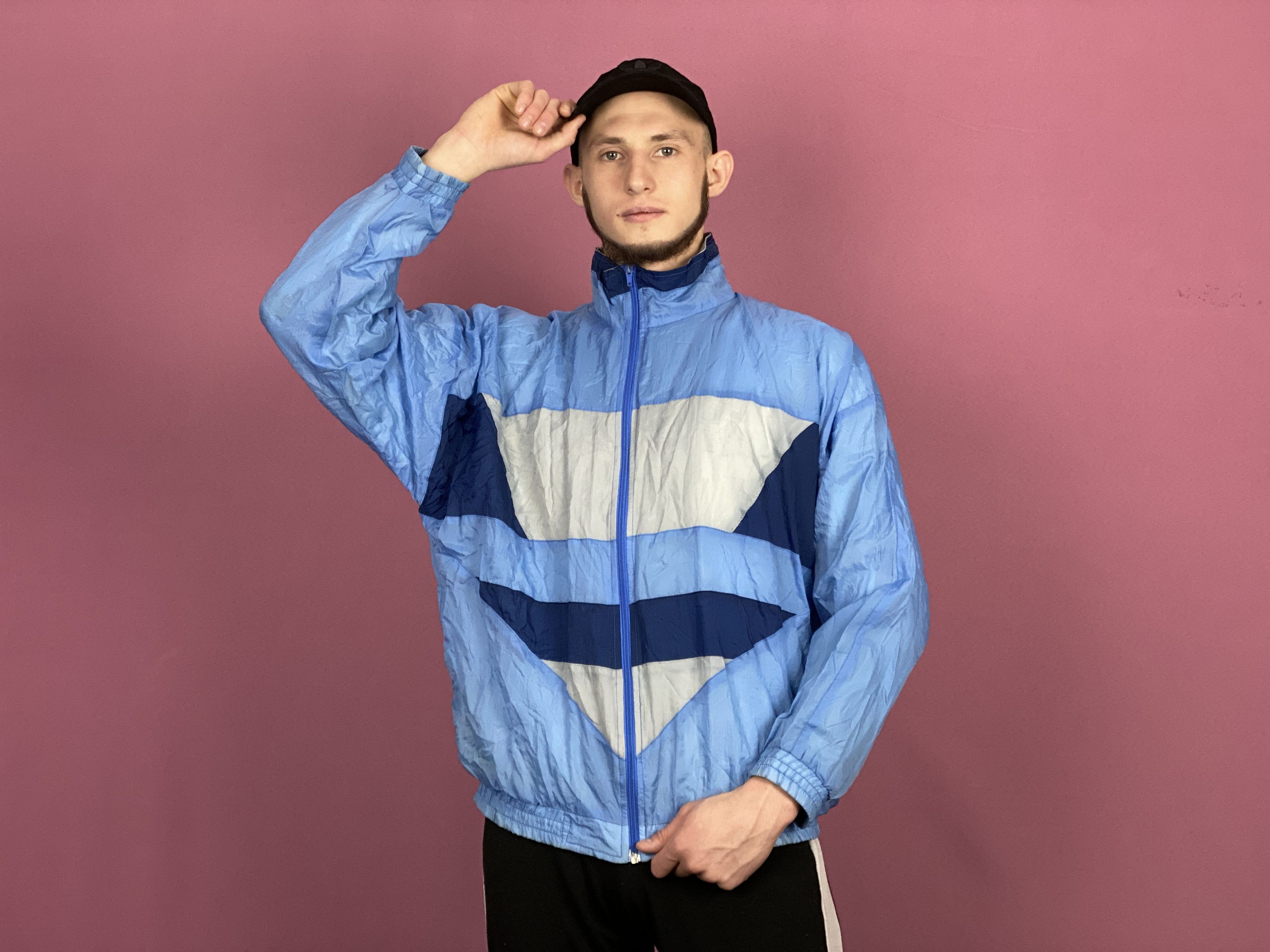 Vintage 90s Action Vintage Men's Windbreaker Jacket - Size L Size US L / EU 52-54 / 3 - 4 Thumbnail