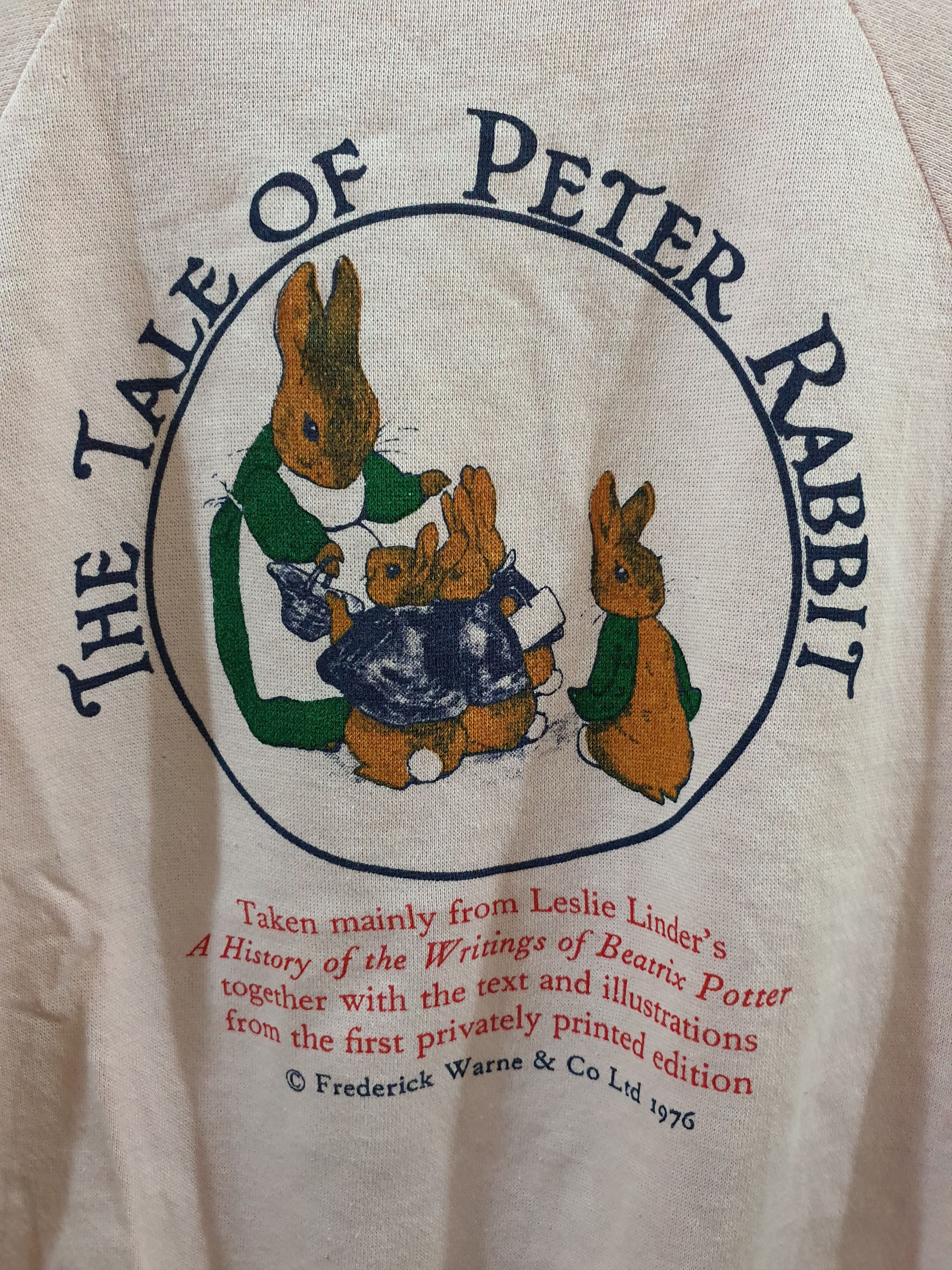 Sunray Sportswear vintage pink "The Tale of Peter Rabbit" graphic sweatshirt. Size US S / EU 44-46 / 1 - 3 Thumbnail