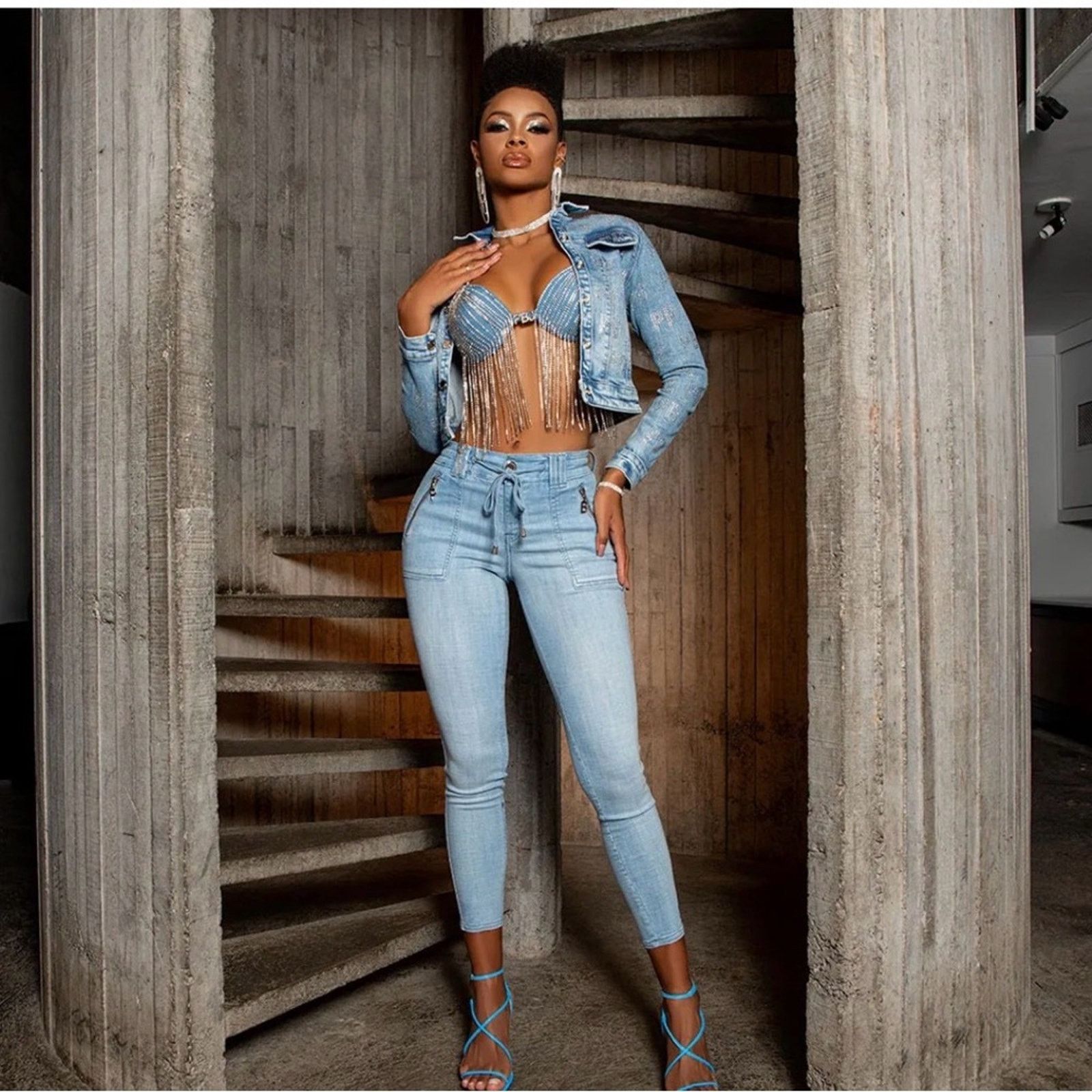 Other New Y2K Pitbull Buttlifting Light Blue Jeans.98% cotton. Size 24" / US 00 / IT 34 - 1 Thumbnail