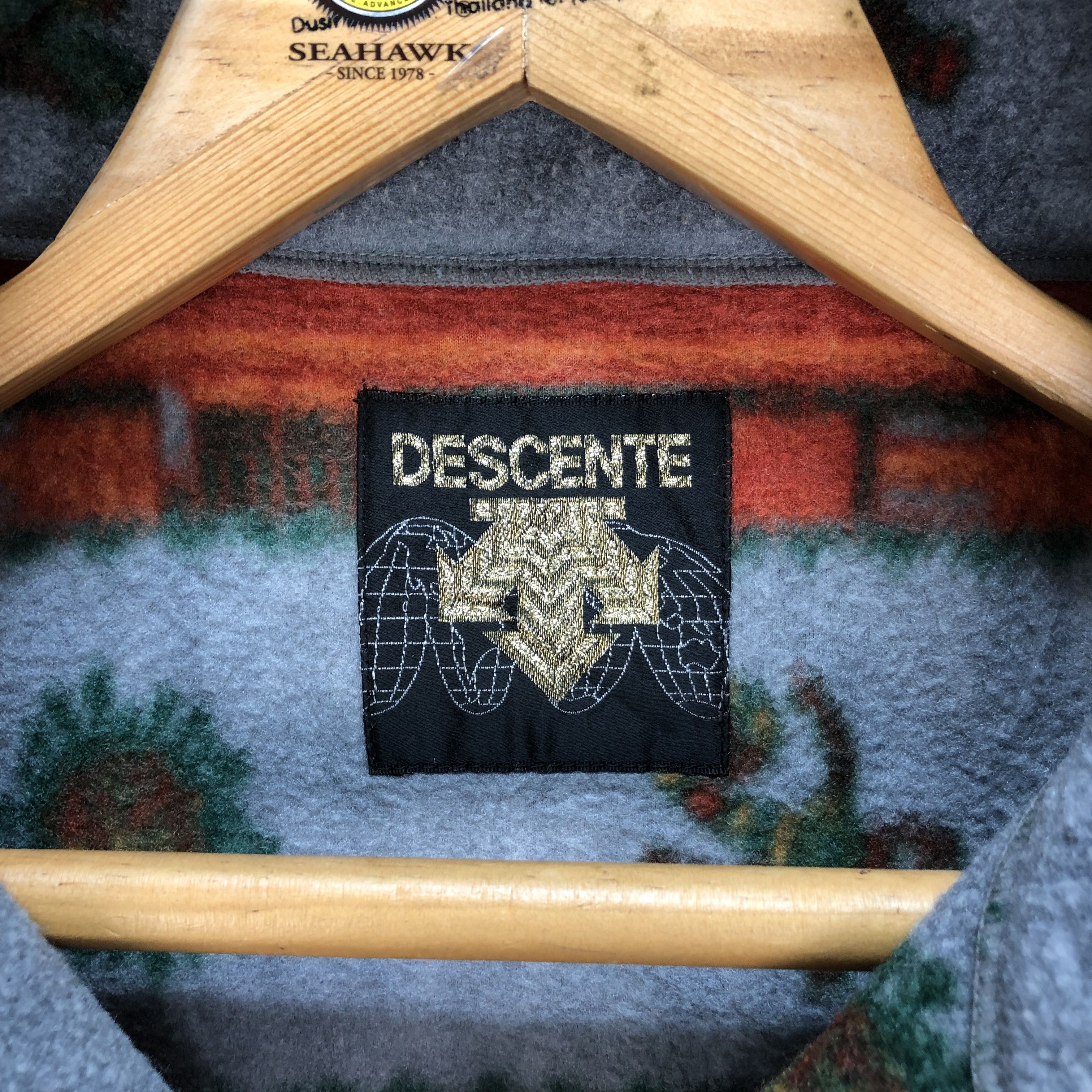 Descente DESCENTE Animal Logo Quater Zip Printed Fleece #5355-185 Size US L / EU 52-54 / 3 - 9 Thumbnail