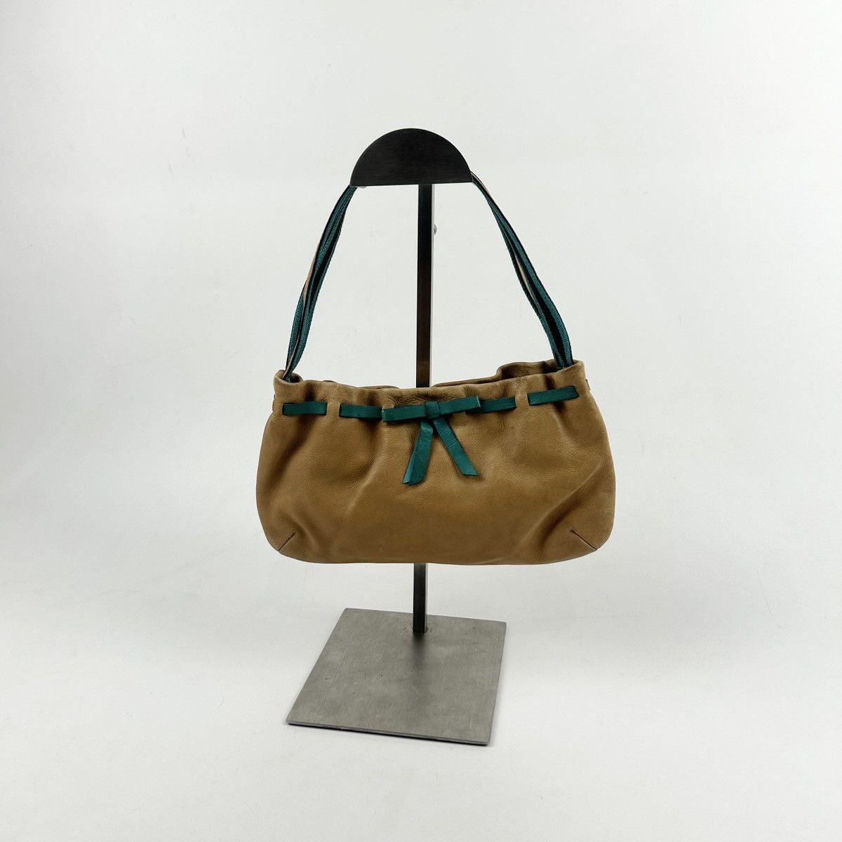 Miu Miu Miu Miu S/S 1999 Tan Bow Bag Size ONE SIZE - 1 Thumbnail