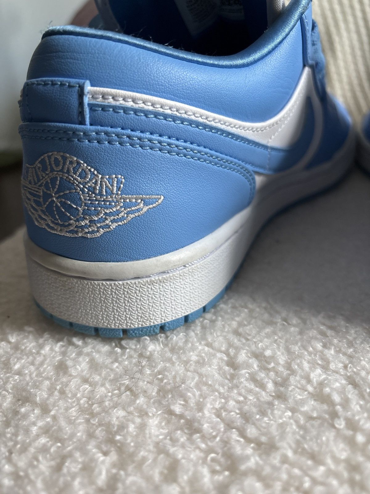 Jordan Brand × Nike UNC WMNS Air Jordan 1s Size US 9.5 / IT 39.5 - 5 Thumbnail