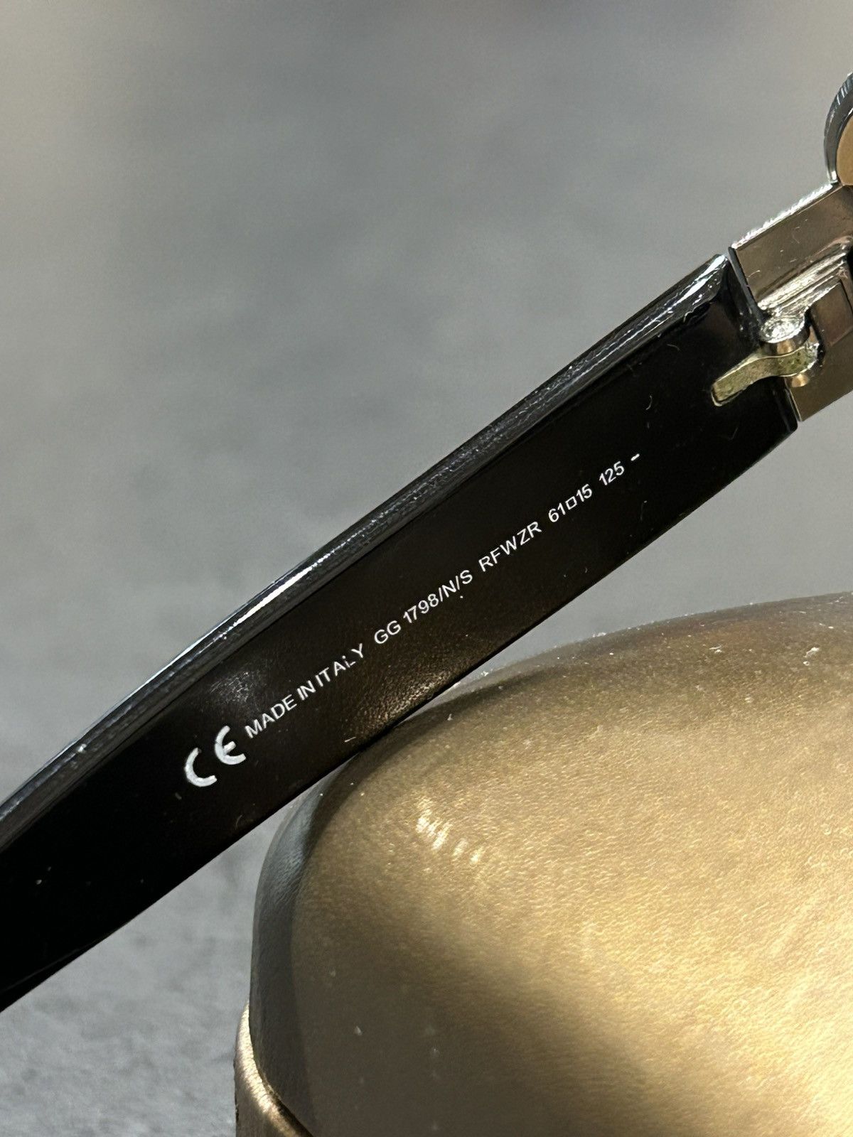 Gucci Gucci Monogram Sunglasses Size ONE SIZE - 5 Thumbnail