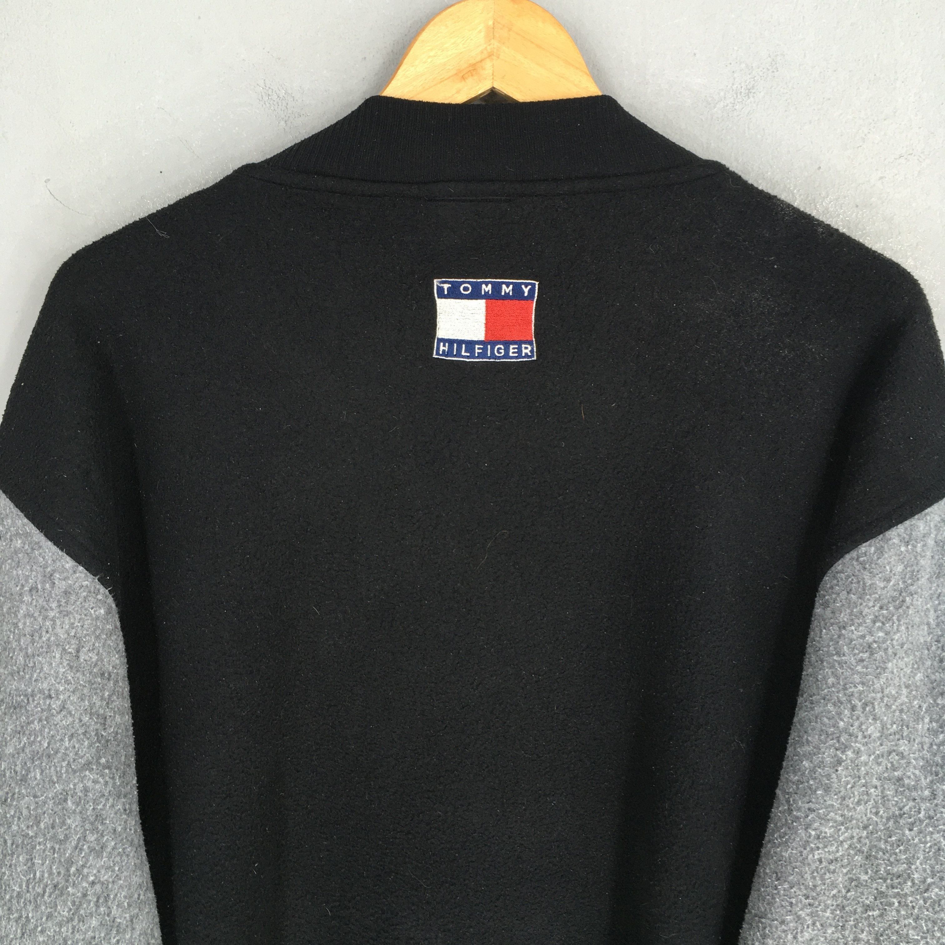 Tommy Hilfiger Vintage 90's Tommy Hilfiger Buttons Jacket Black XLarge Size US XL / EU 56 / 4 - 11 Thumbnail